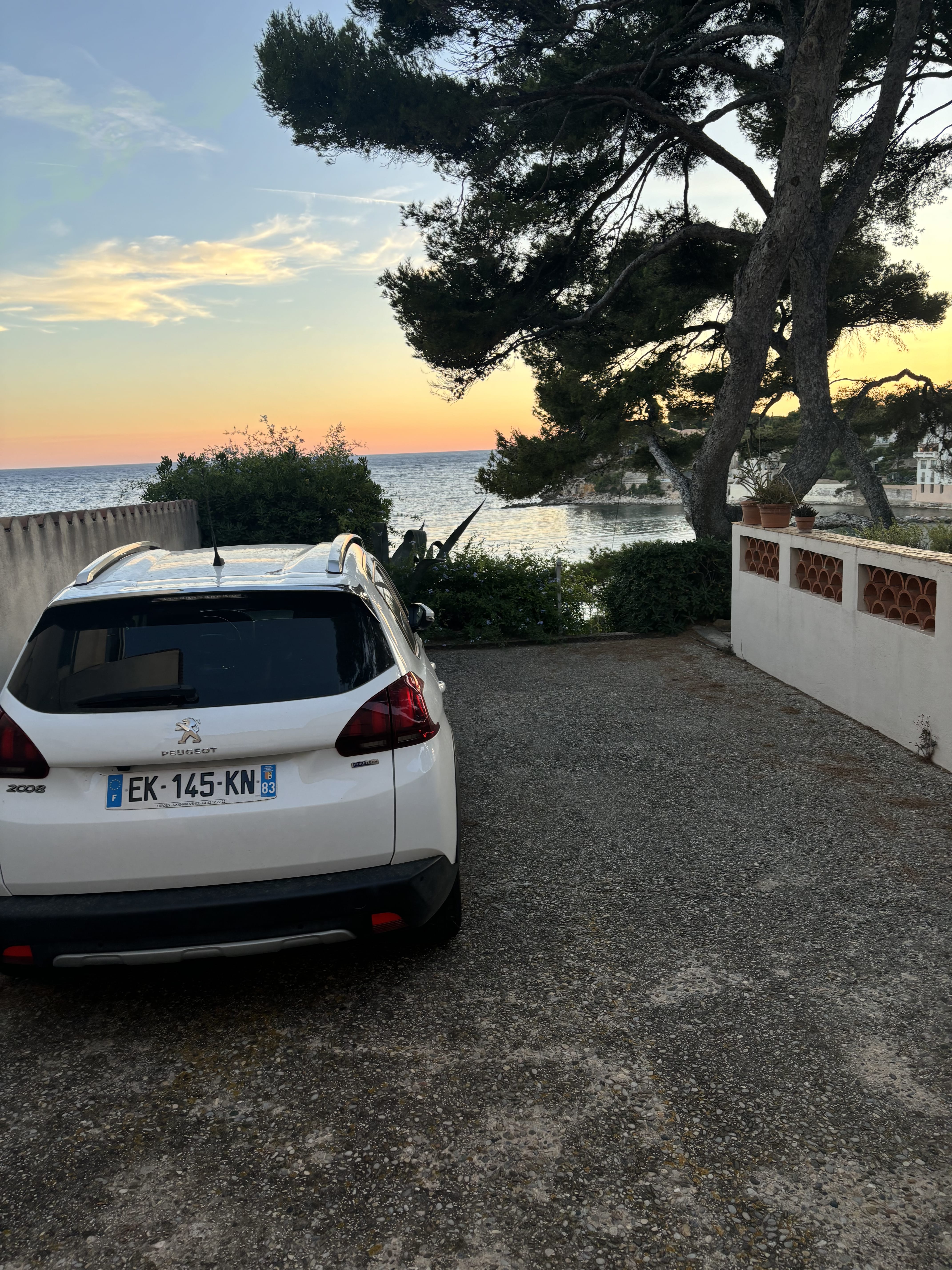 Peugeot 2008, 2017, Essence 95, automatique
