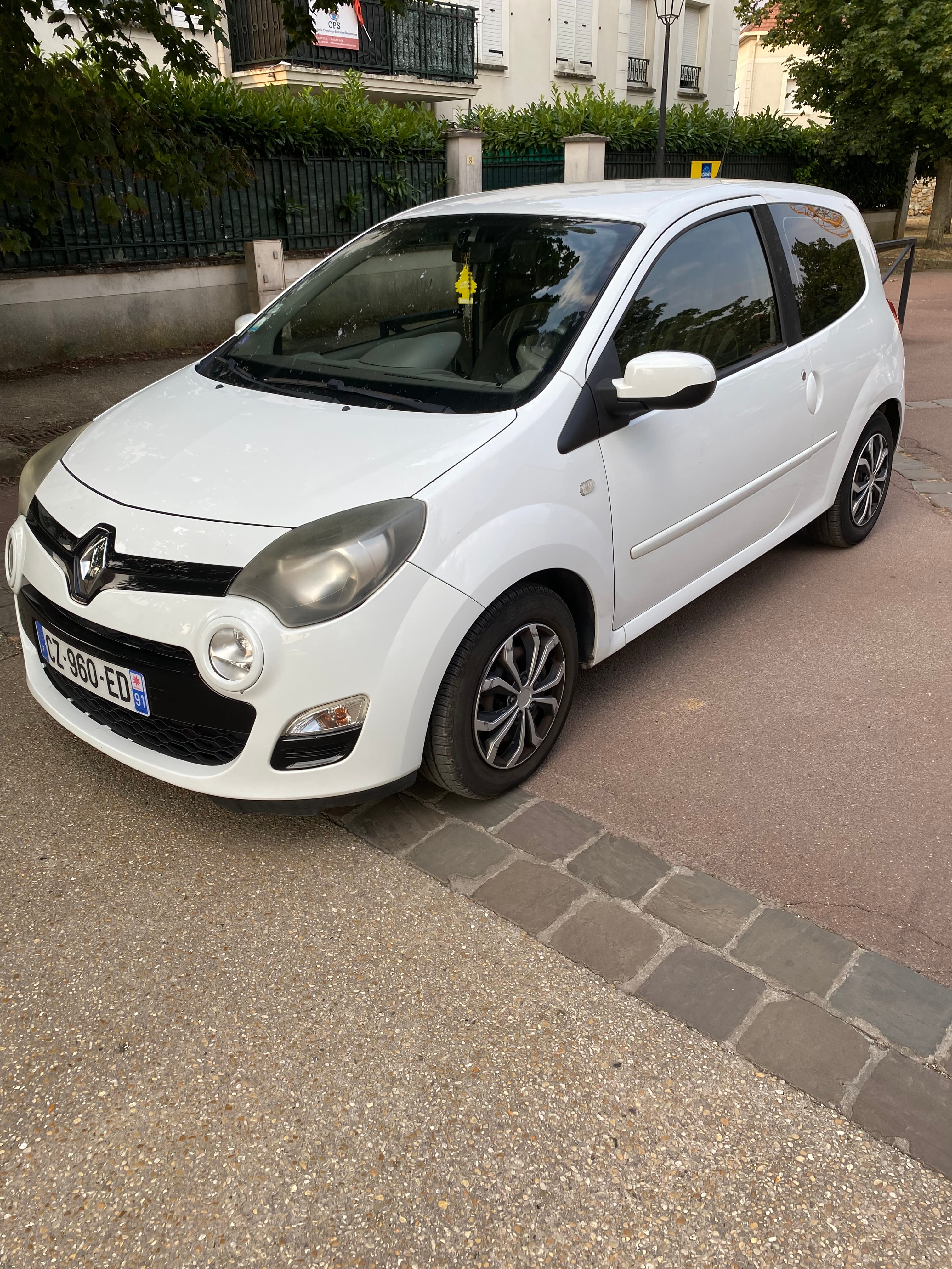 Renault Twingo II, 2013, Essence 95