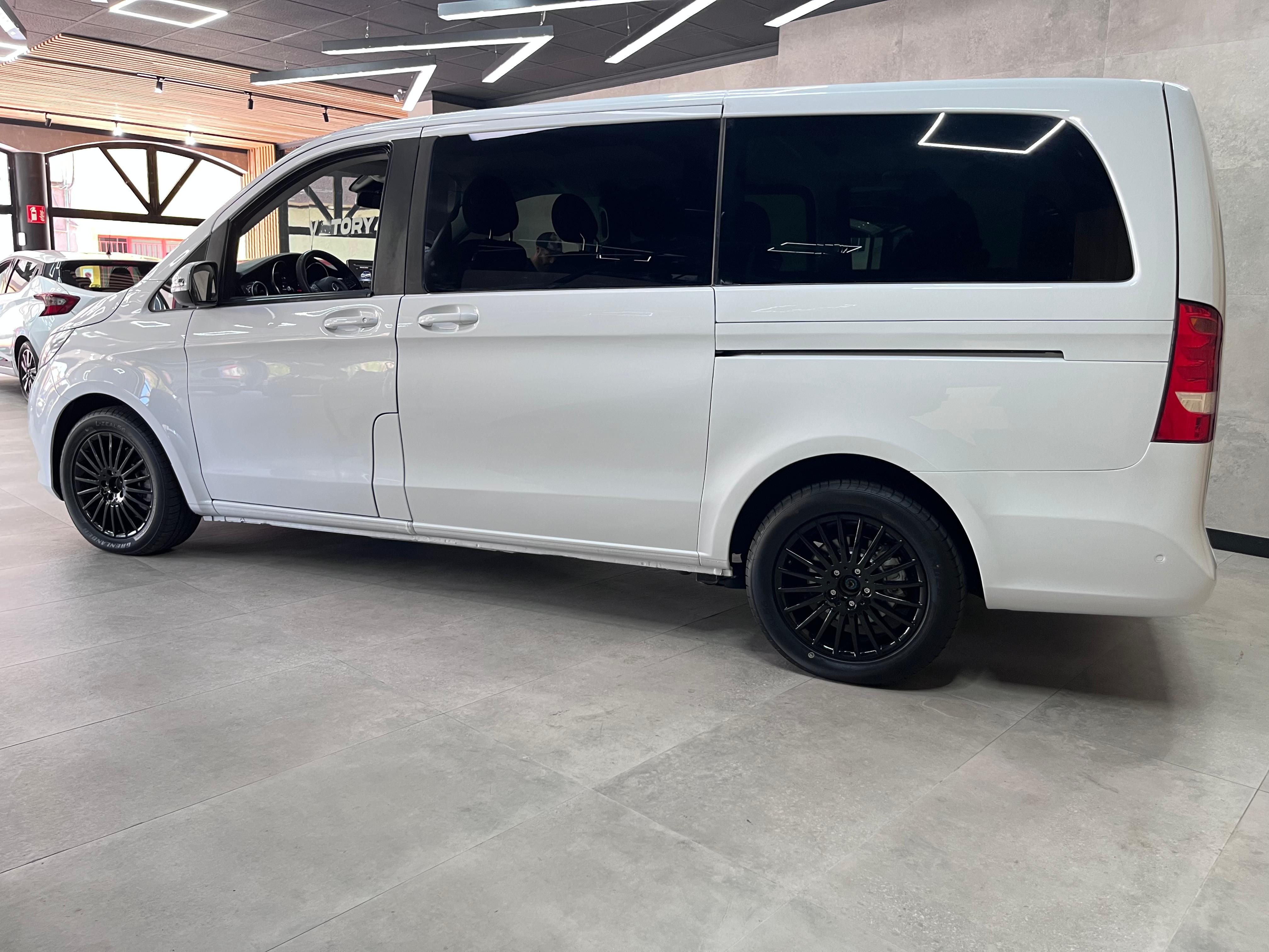 Mercedes-Benz Vito Tourer con Aire acondicionado