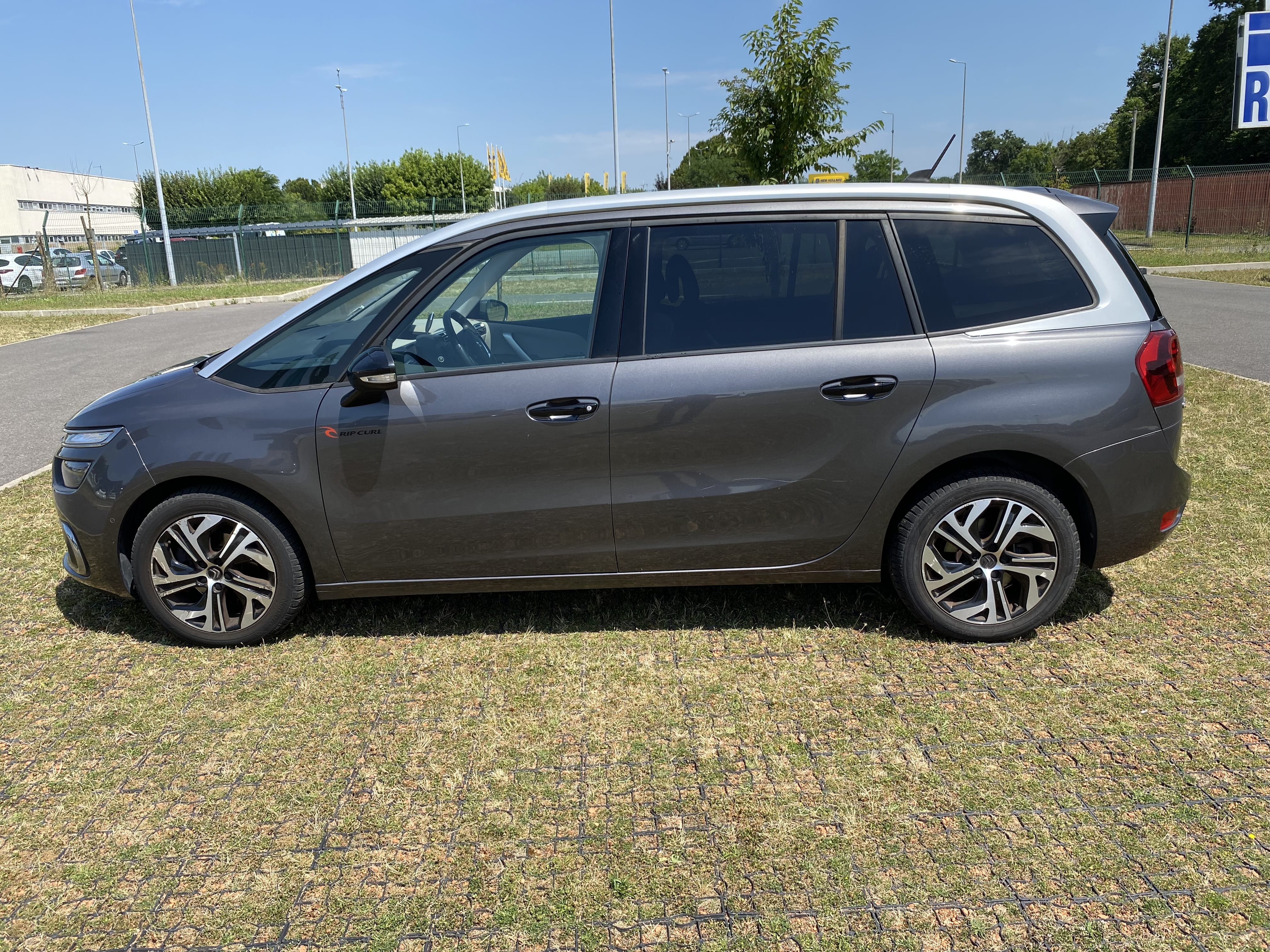 Citroen C4 Grand Spacetourer, 2018, Essence 98, automatique, 7 places