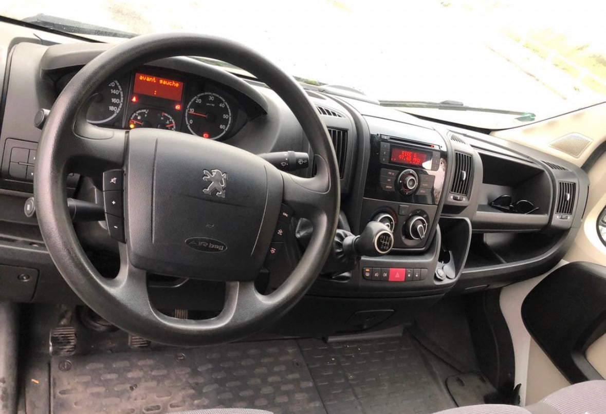 Peugeot Boxer avec Audio Bluetooth