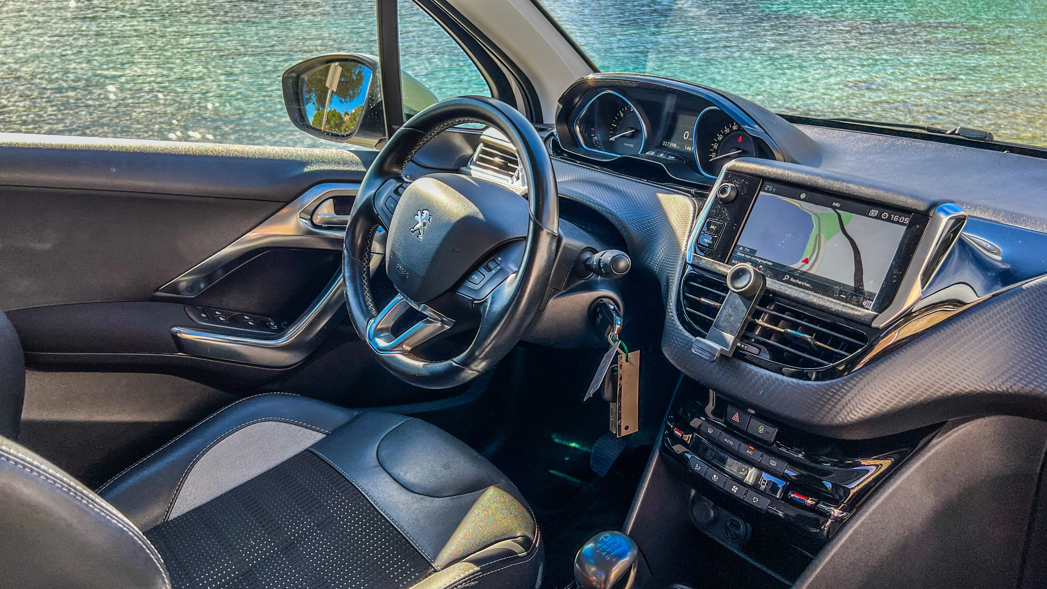 Peugeot 2008 782 con Control de velocidad