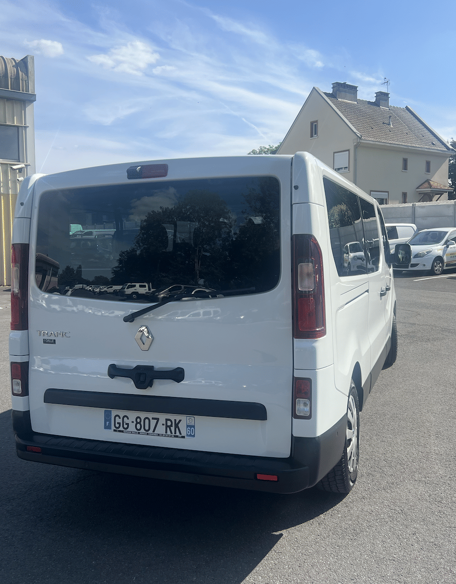 Renault Trafic Passenger avec Apple CarPlay