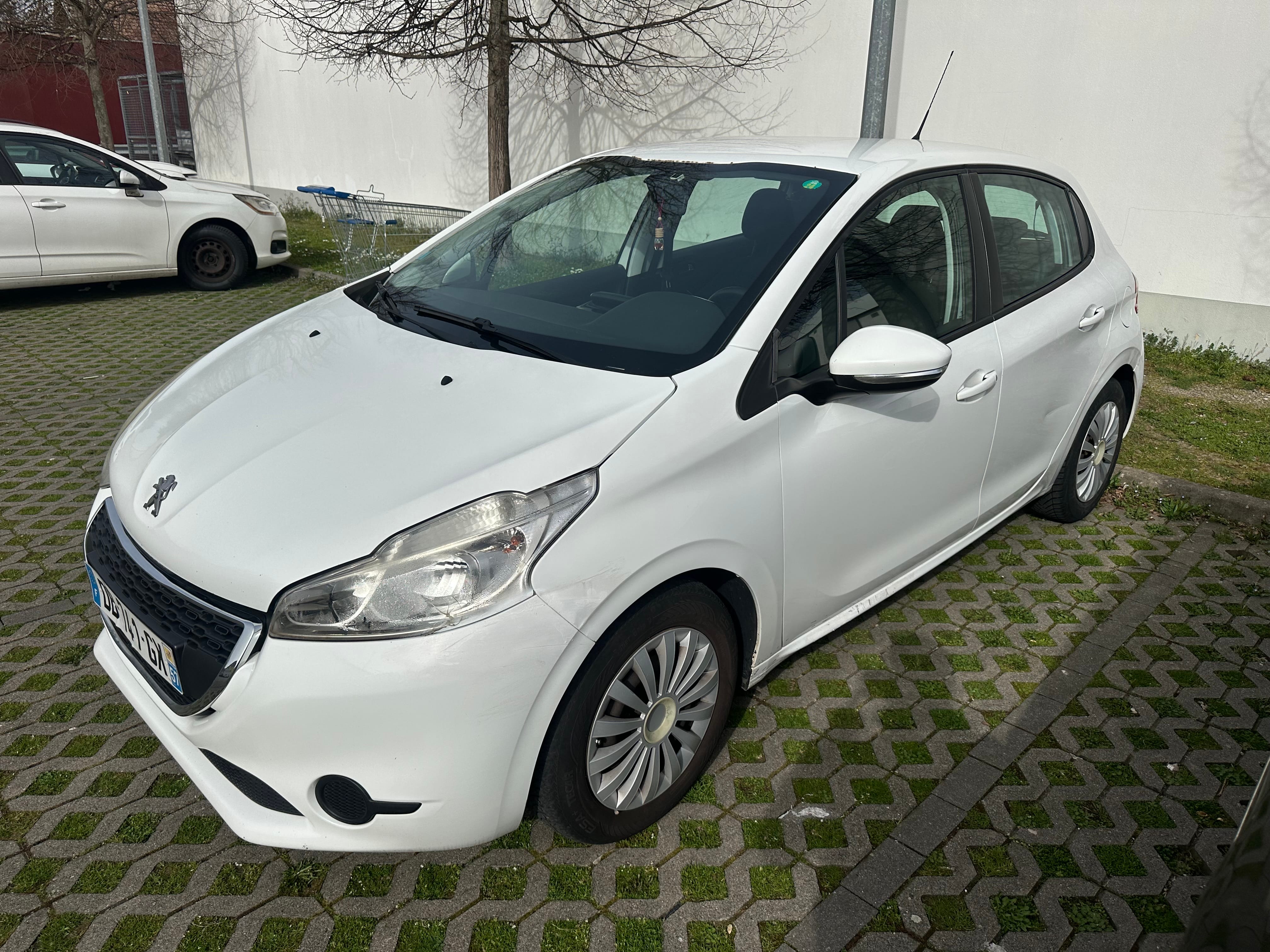 Peugeot 208 1.6 HDi diesel 5 portes, 2013, Diesel