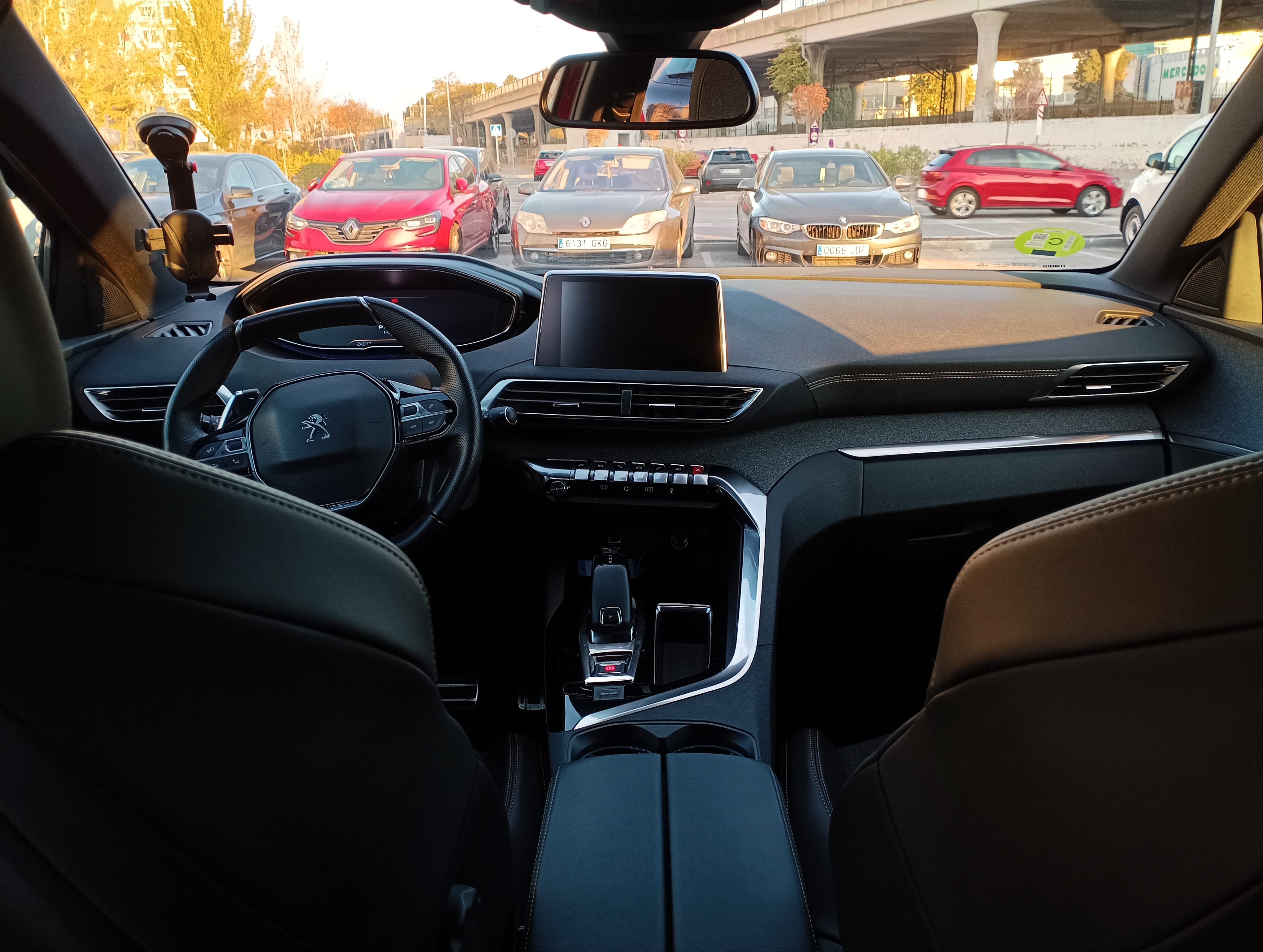 Peugeot 3008 1.2 puretech GT line 130CV con Cámara de marcha atrás