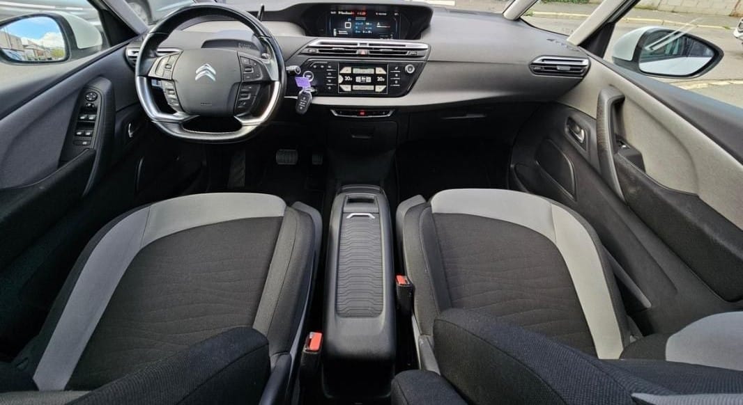 Citroen C4 Grand Spacetourer avec Régulateur de vitesse