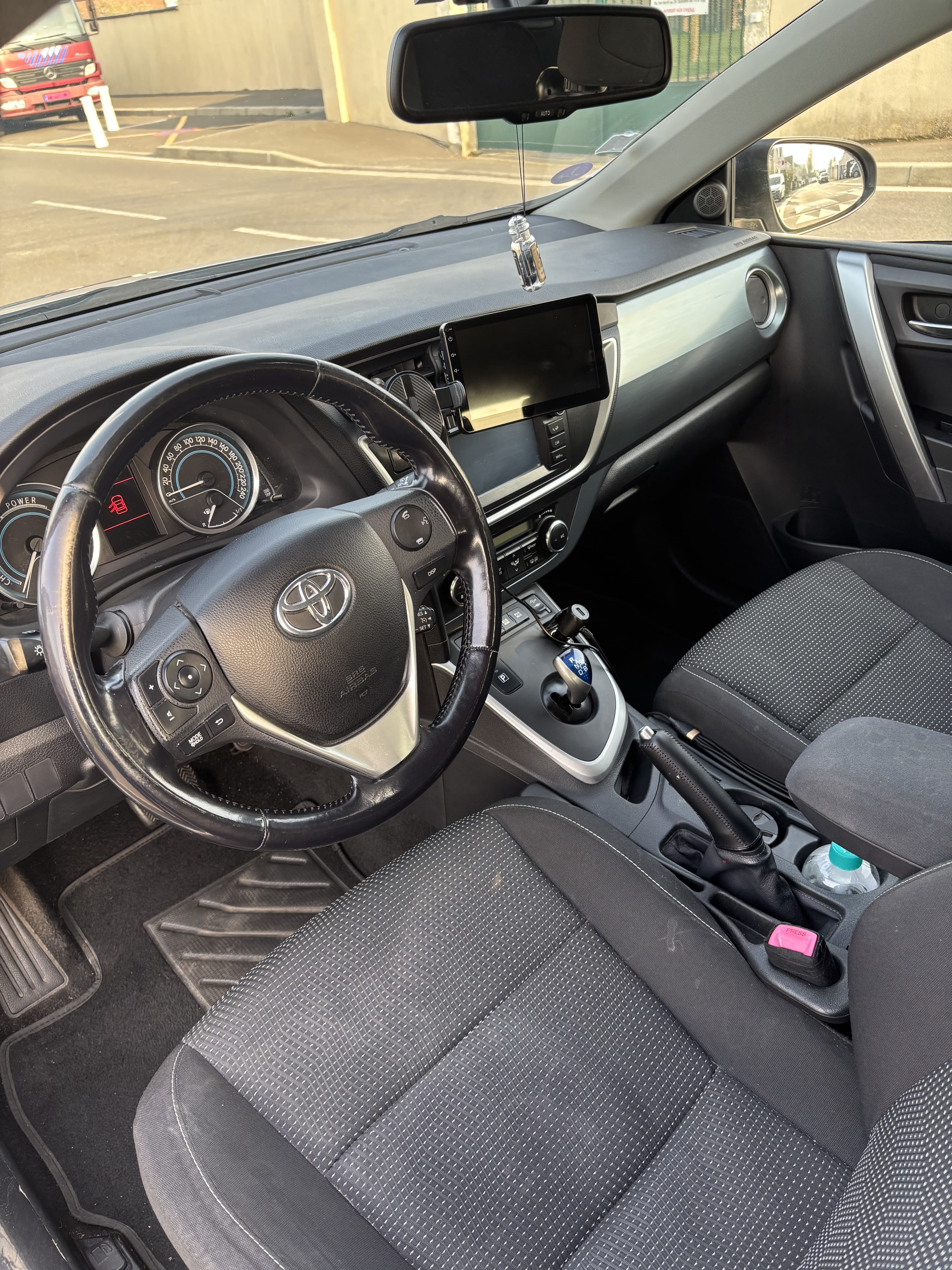 Toyota Auris Touring Sports avec Audio Bluetooth