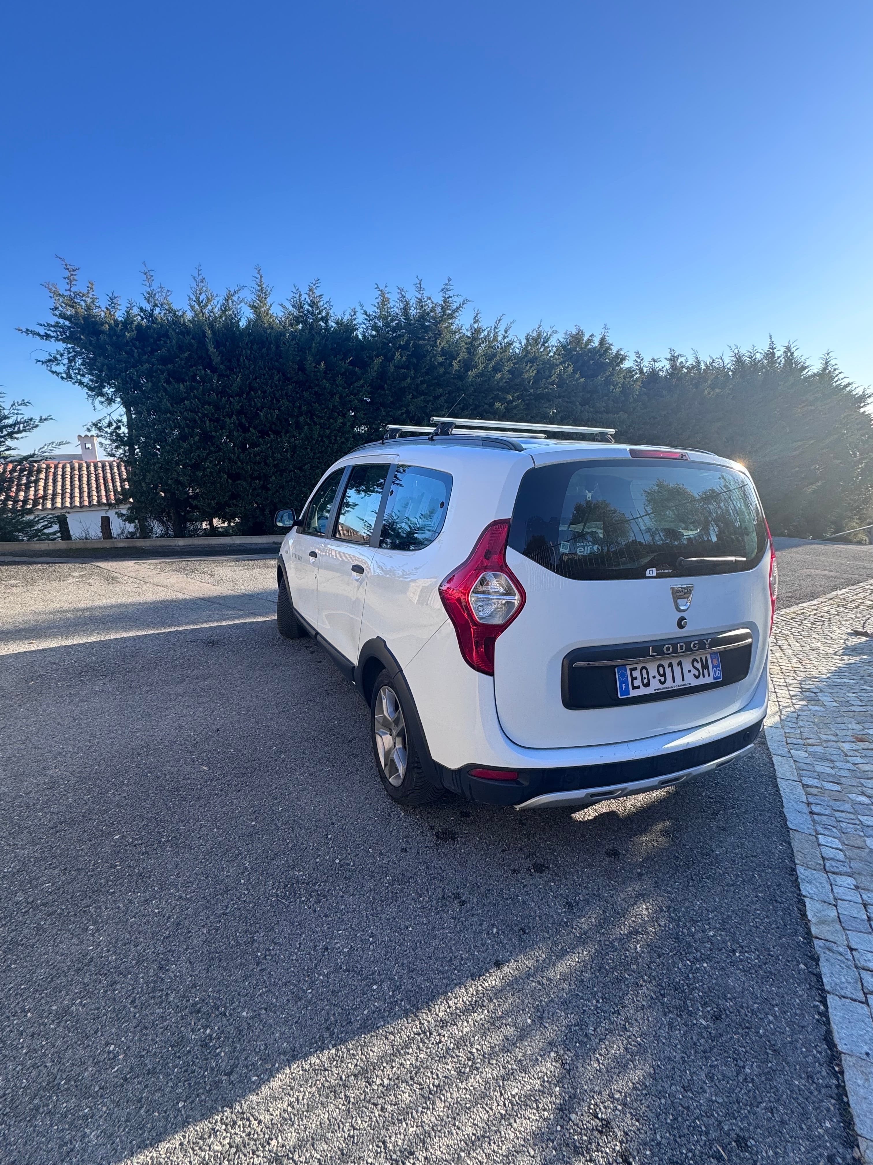 Dacia Lodgy avec GPS