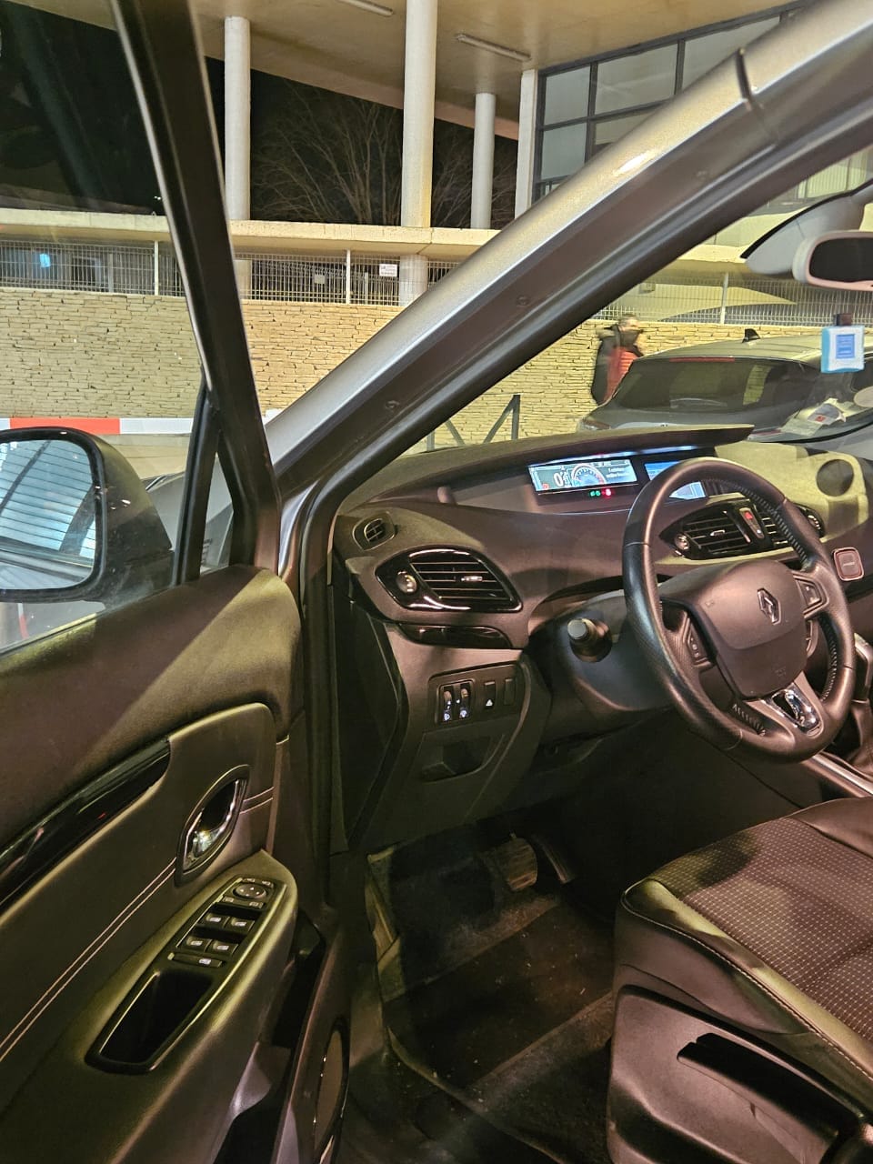 Renault Mégane Scenic avec Port USB