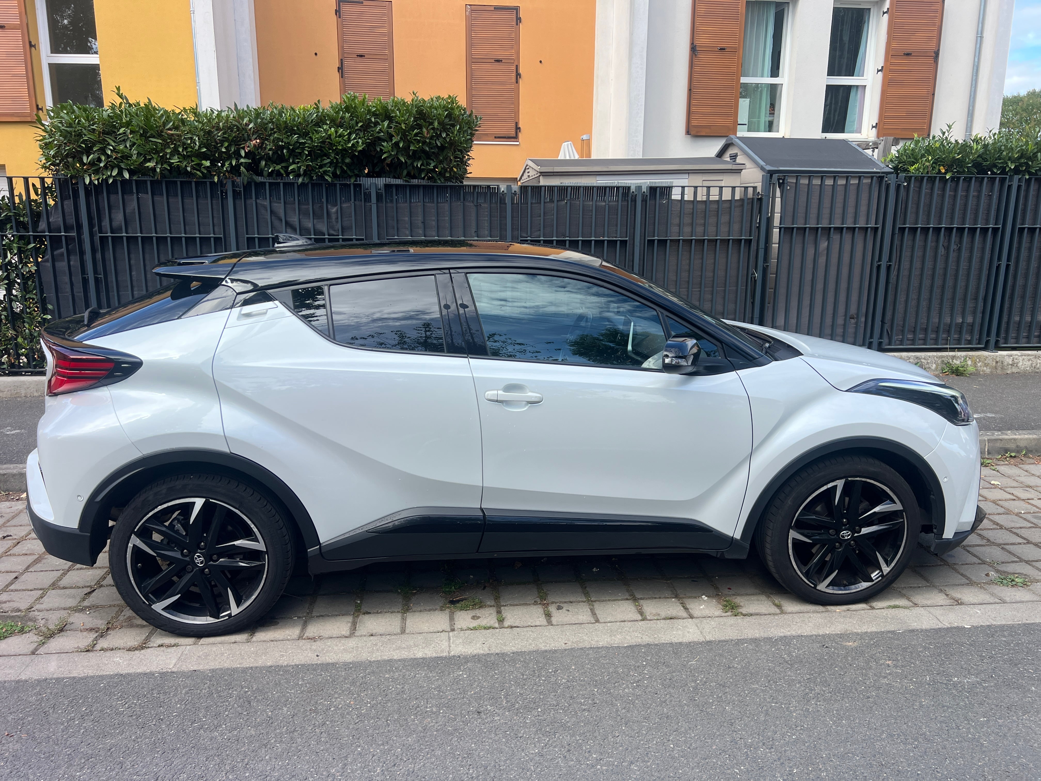 Toyota C-HR avec Climatisation