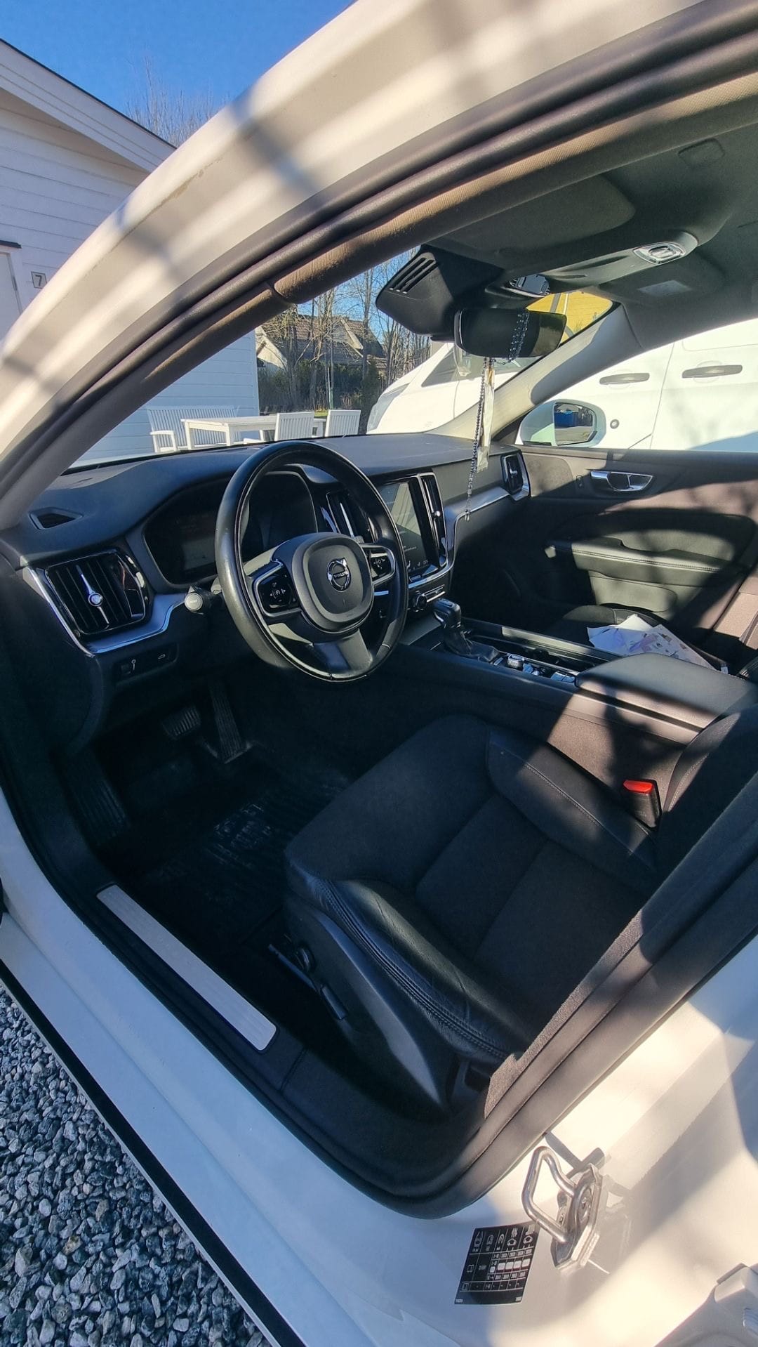 Volvo V60 with Backup camera