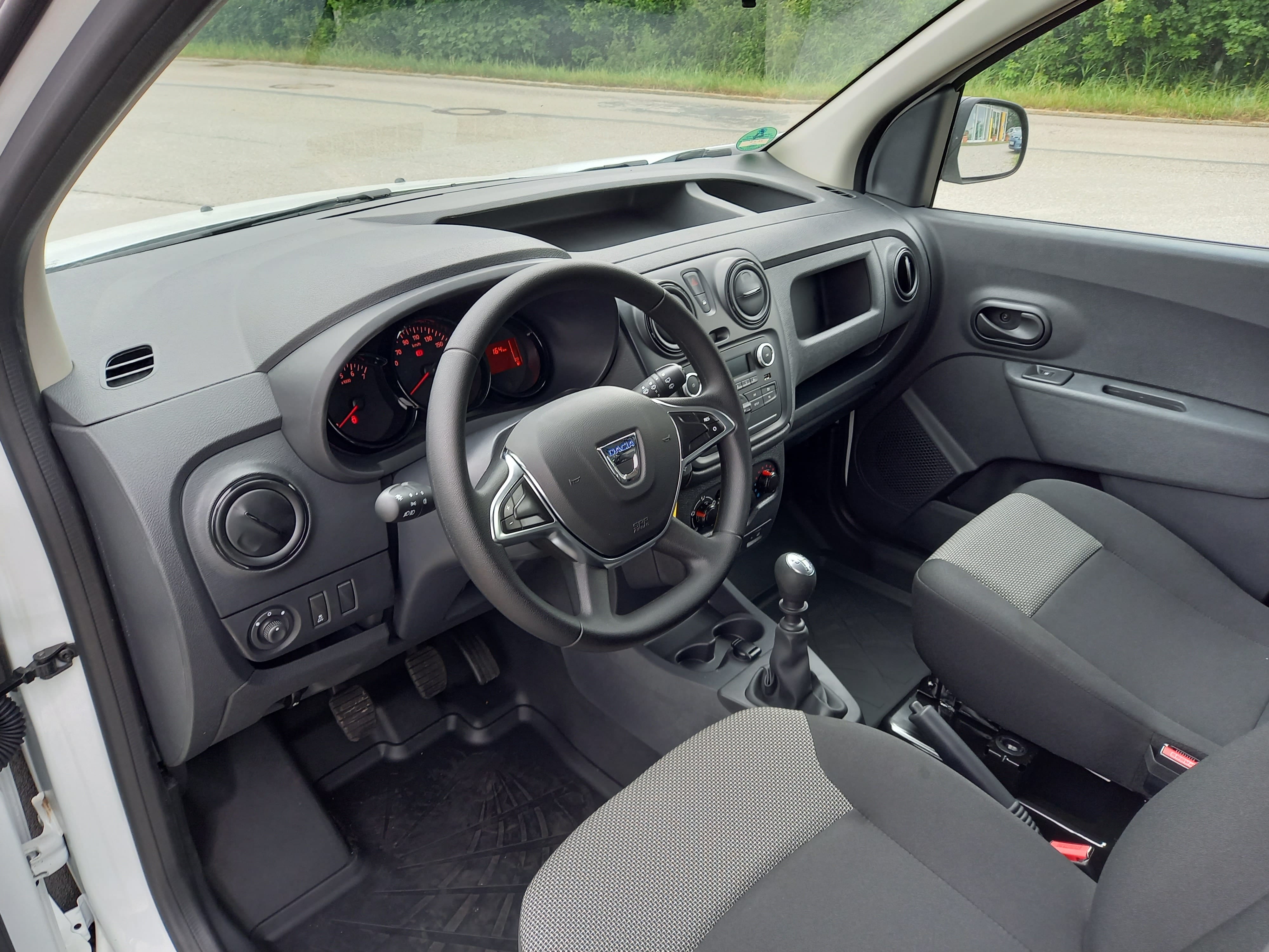 Dacia Dokker Van STA-NI 51 mit Tempomat