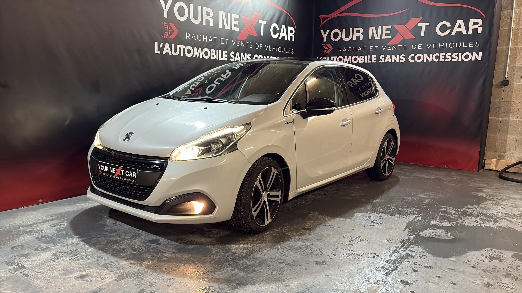 Peugeot 208 GT Line, 2018, Essence 95, automatique