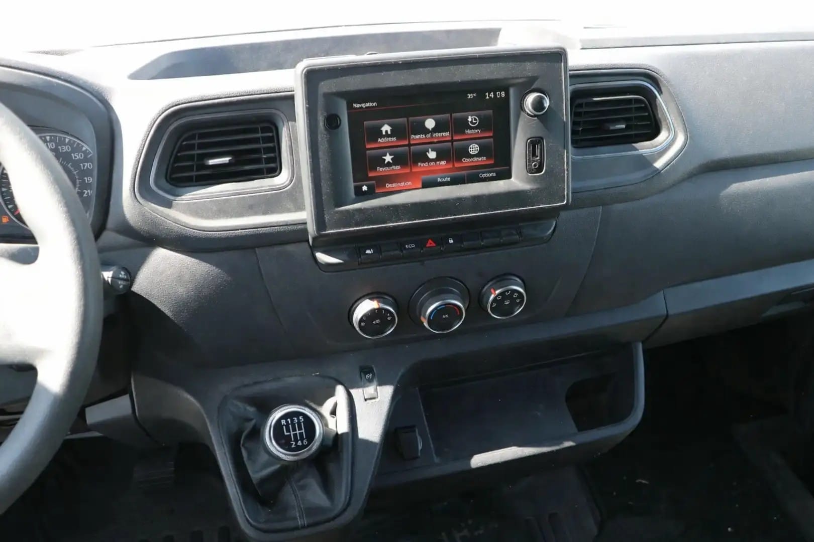 Opel Movano met Bluetooth audio
