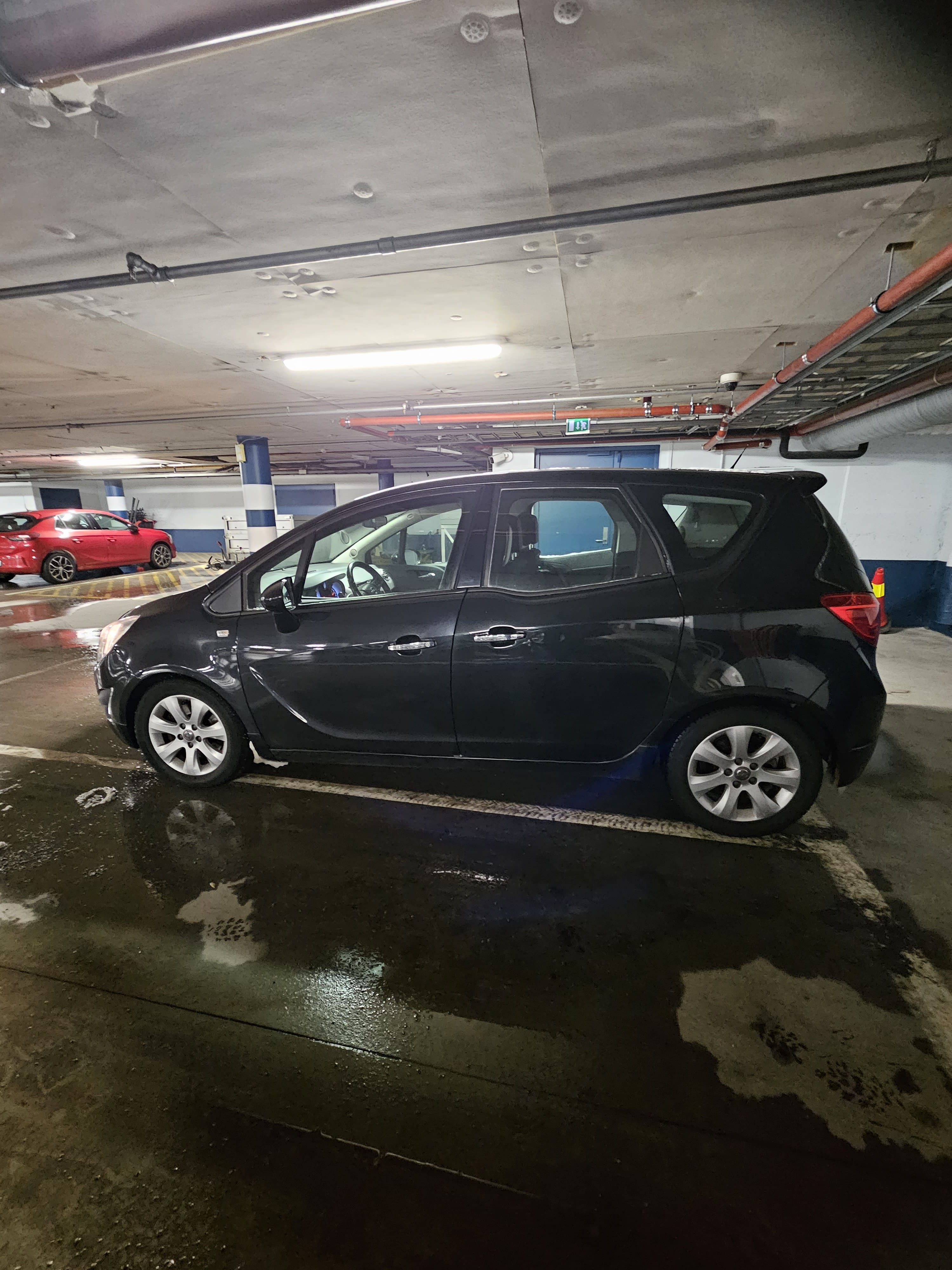 Opel Meriva with Cruise control
