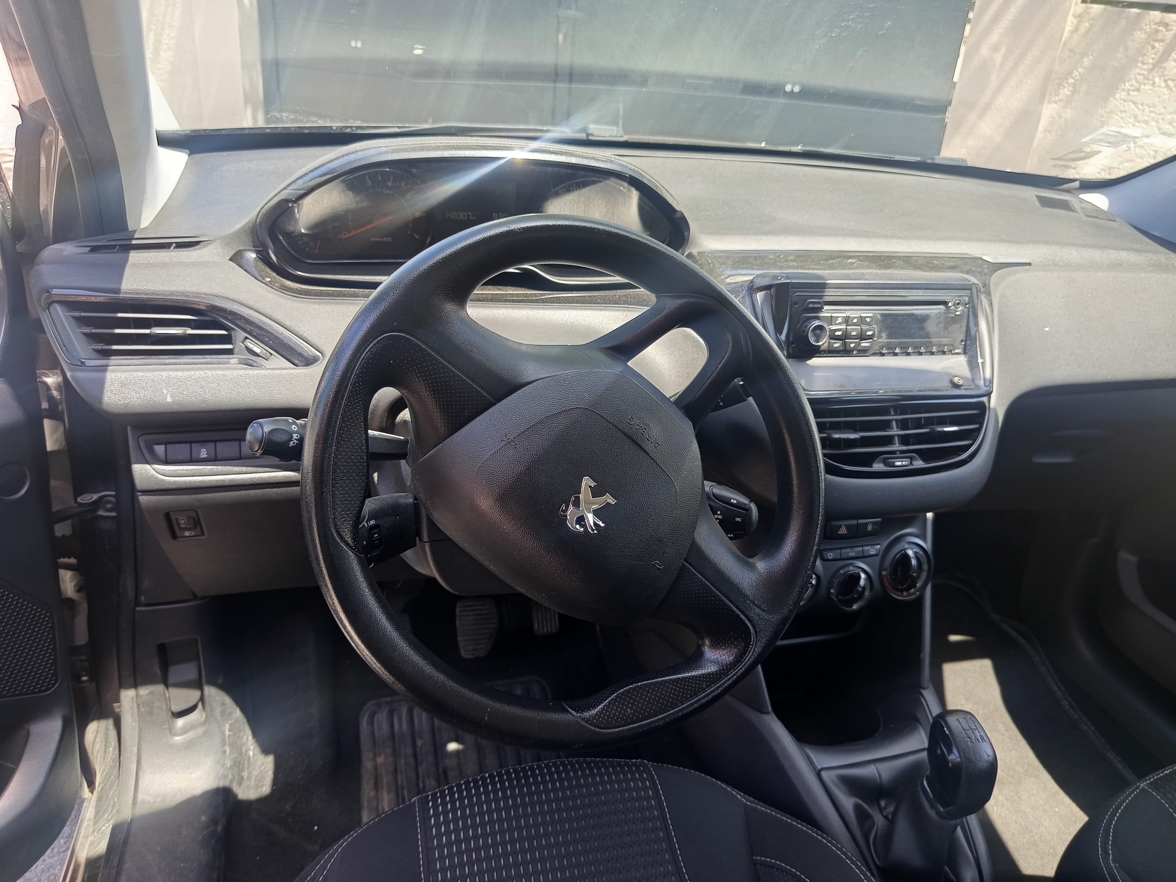 Peugeot 208 1.2 vti
