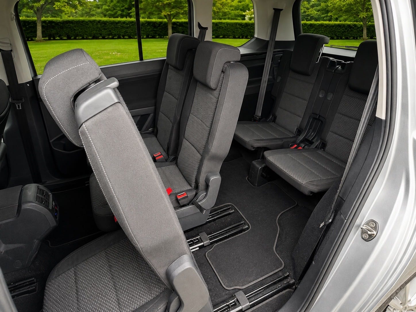 Volkswagen Touran with Bluetooth audio