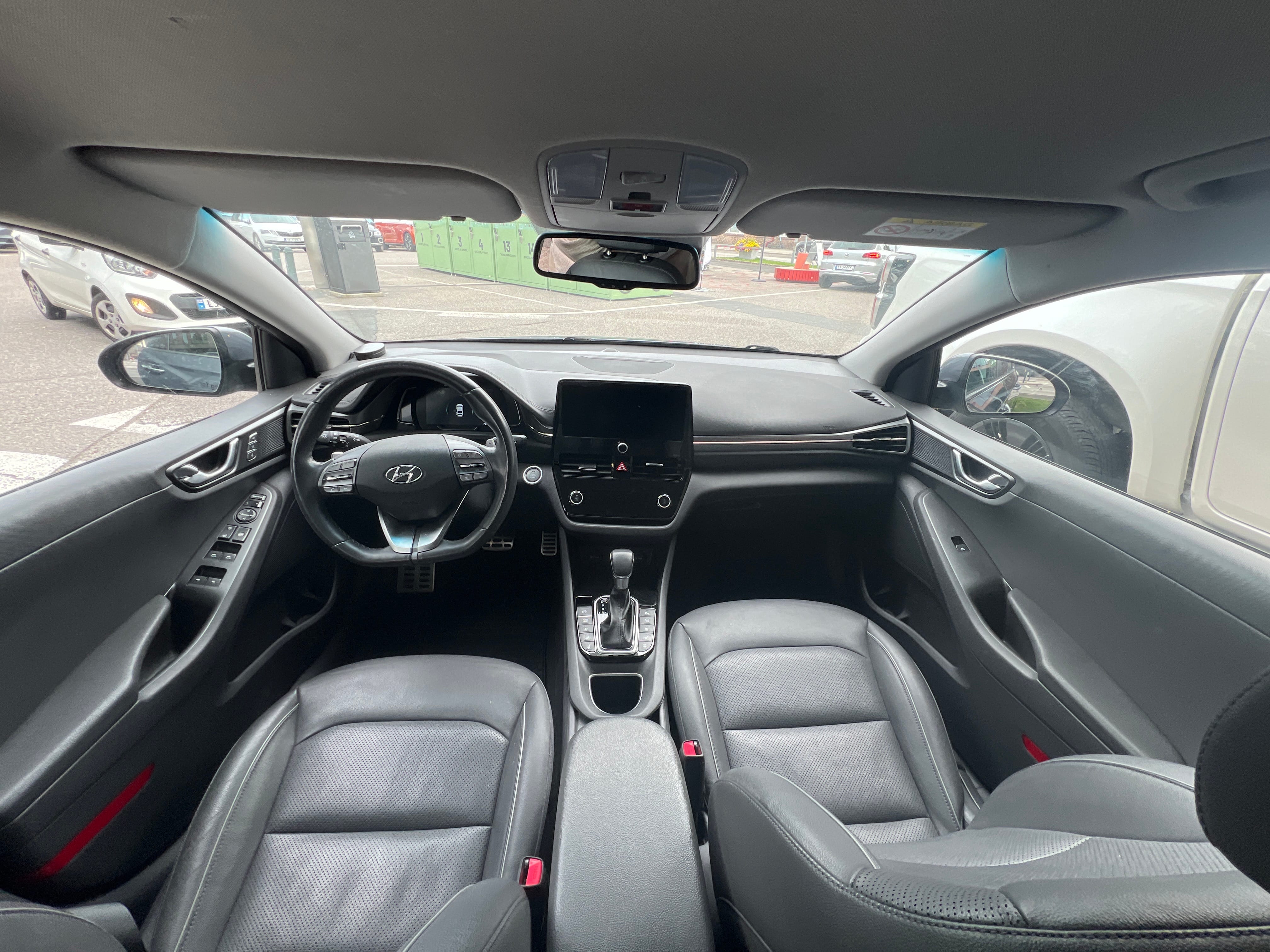 Hyundai Ioniq Hybrid  EL/Bensin med Cruisekontroll