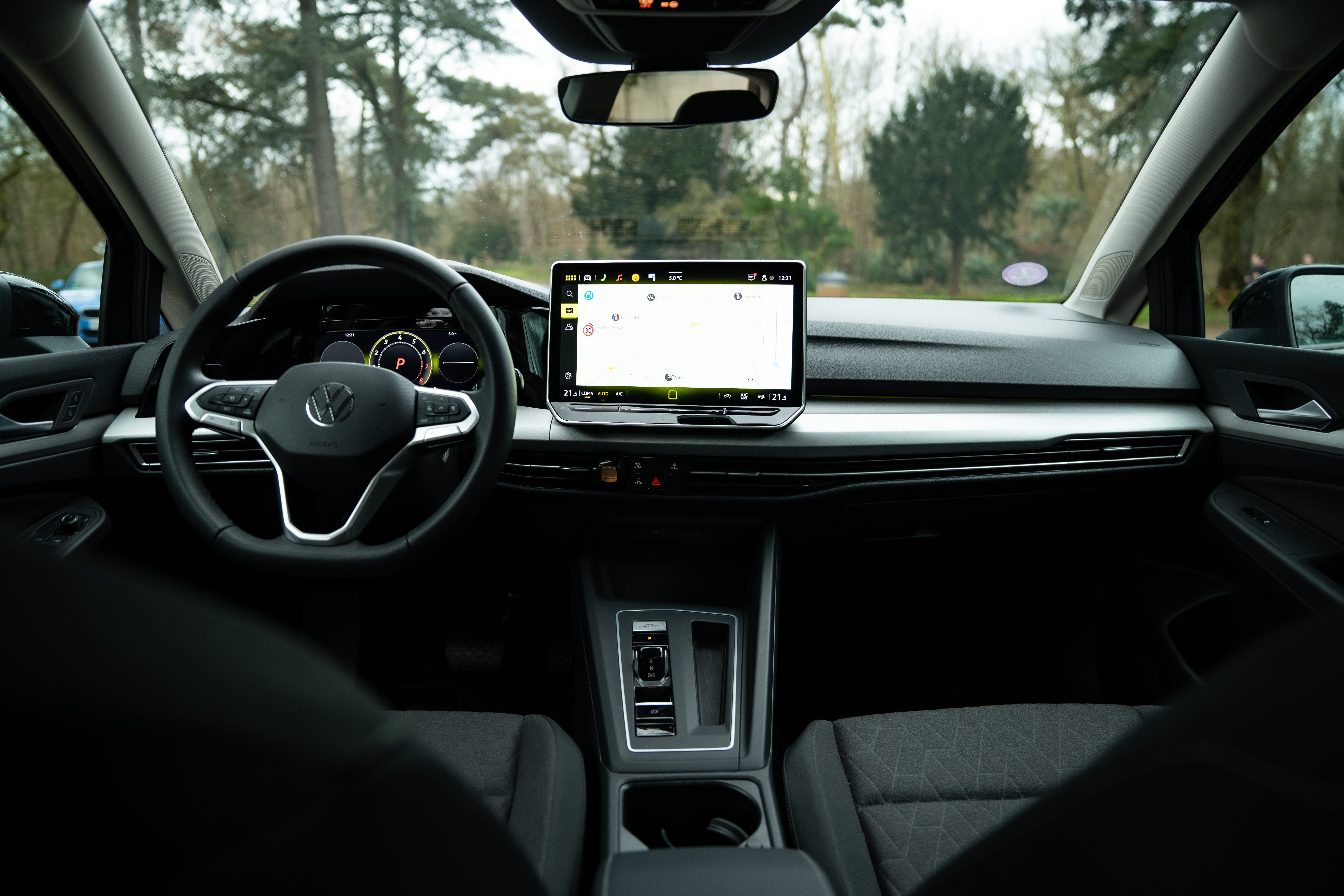 Volkswagen Golf 8 avec GPS
