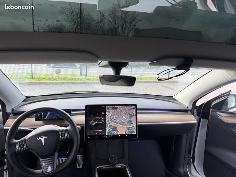Tesla Model Y Long Range avec Caméra de recul