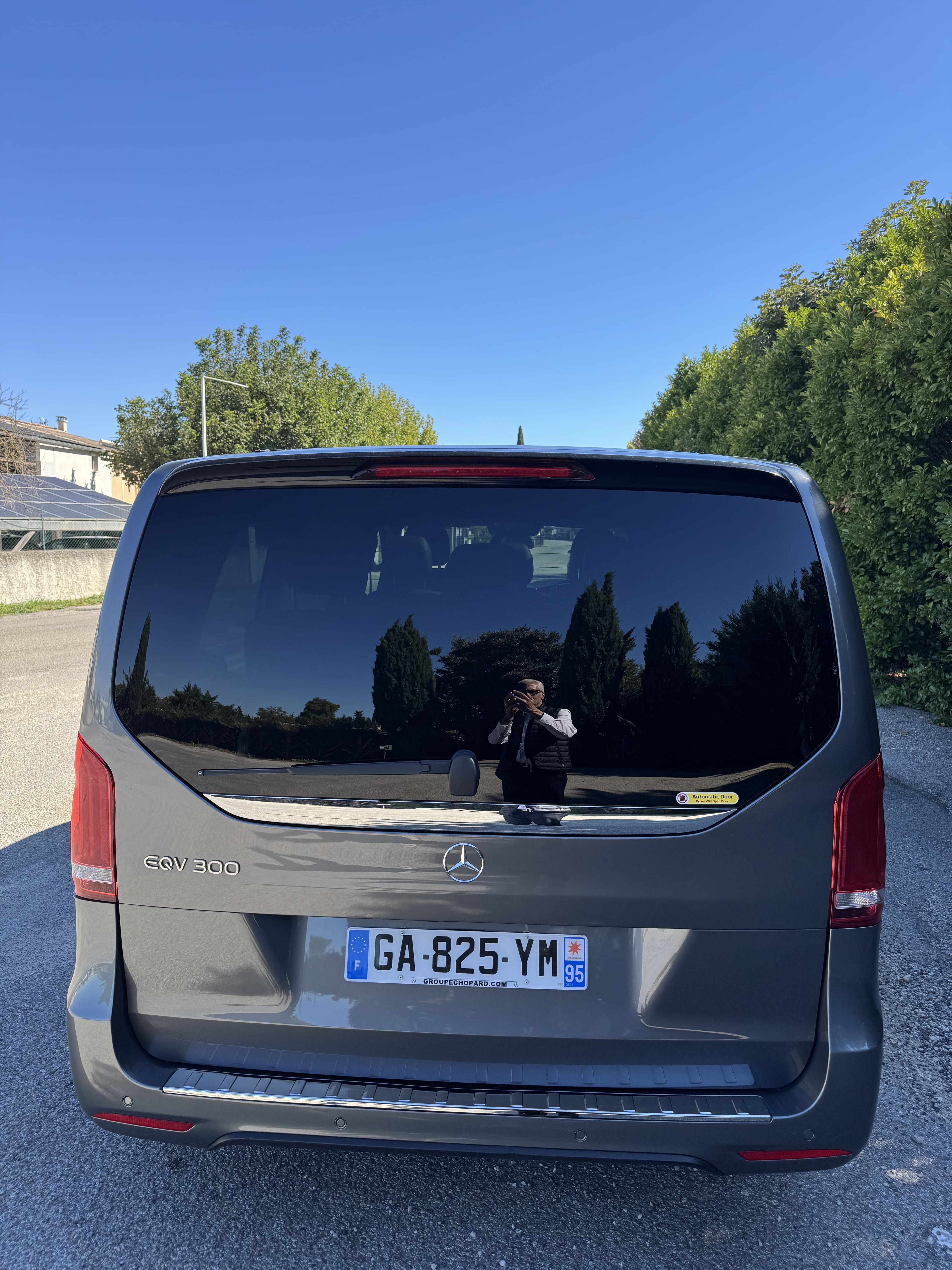 Mercedes-Benz EQV 100% Électrique 420kms de Mars à Octobre et 330kms de Novembre à Février en Eco conduite. avec Régulateur de vitesse