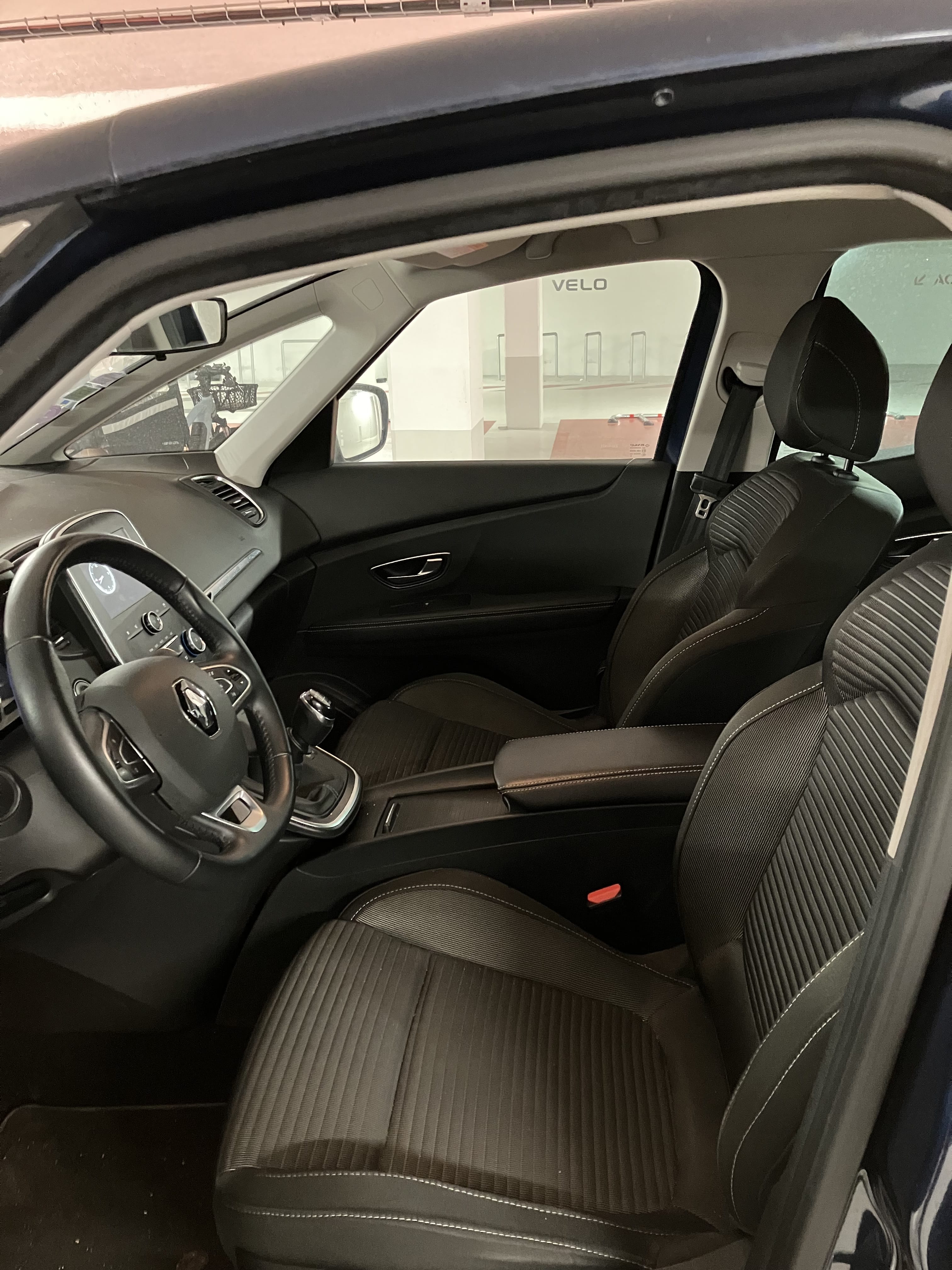 Renault Scenic avec Régulateur de vitesse
