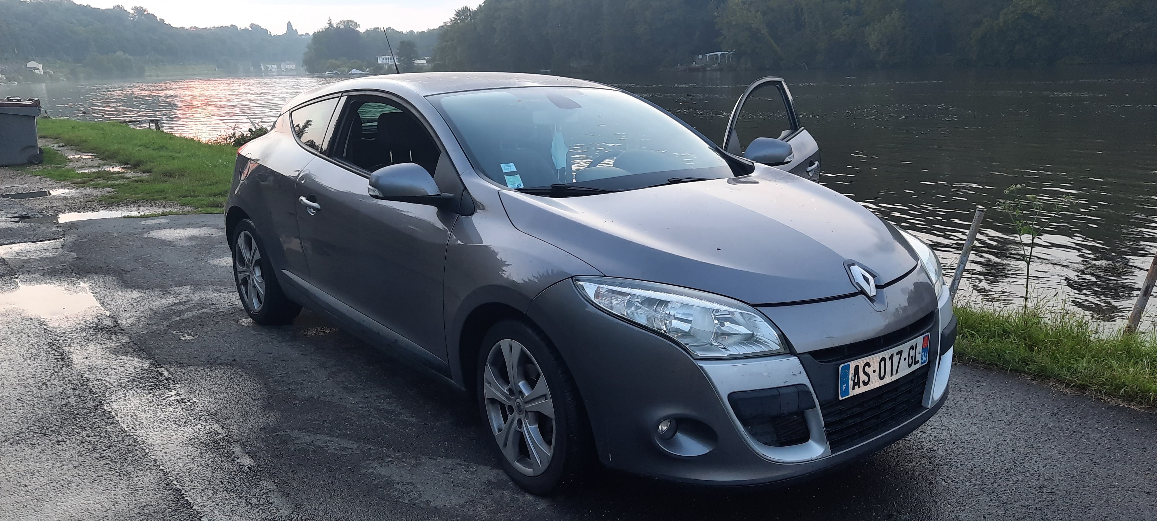 Renault Mégane Coupé, 2011, Diesel