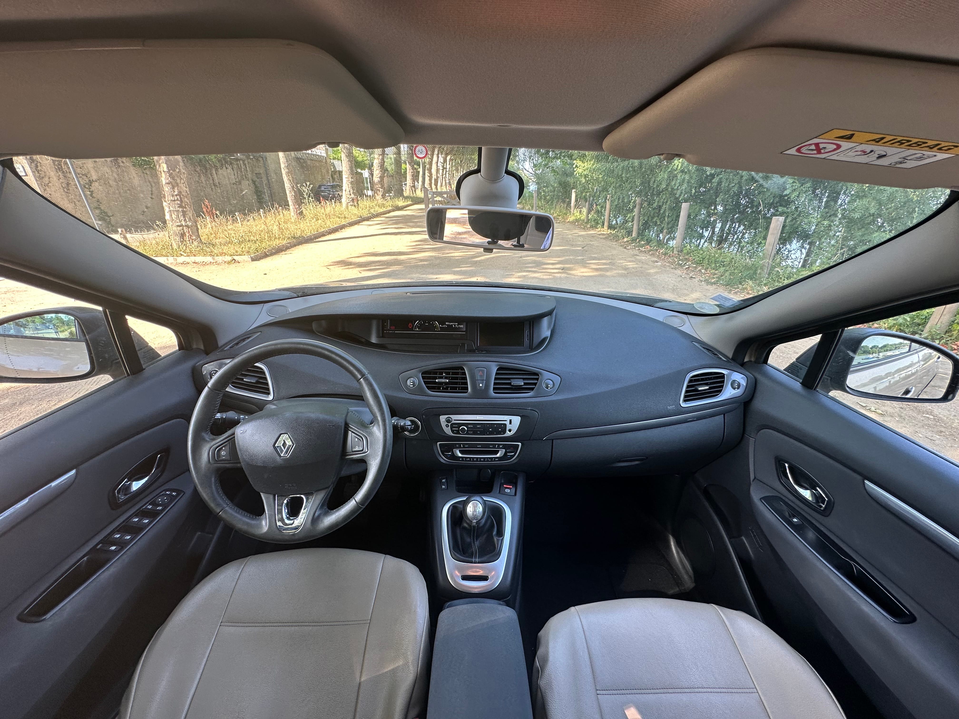 Renault Scenic avec GPS