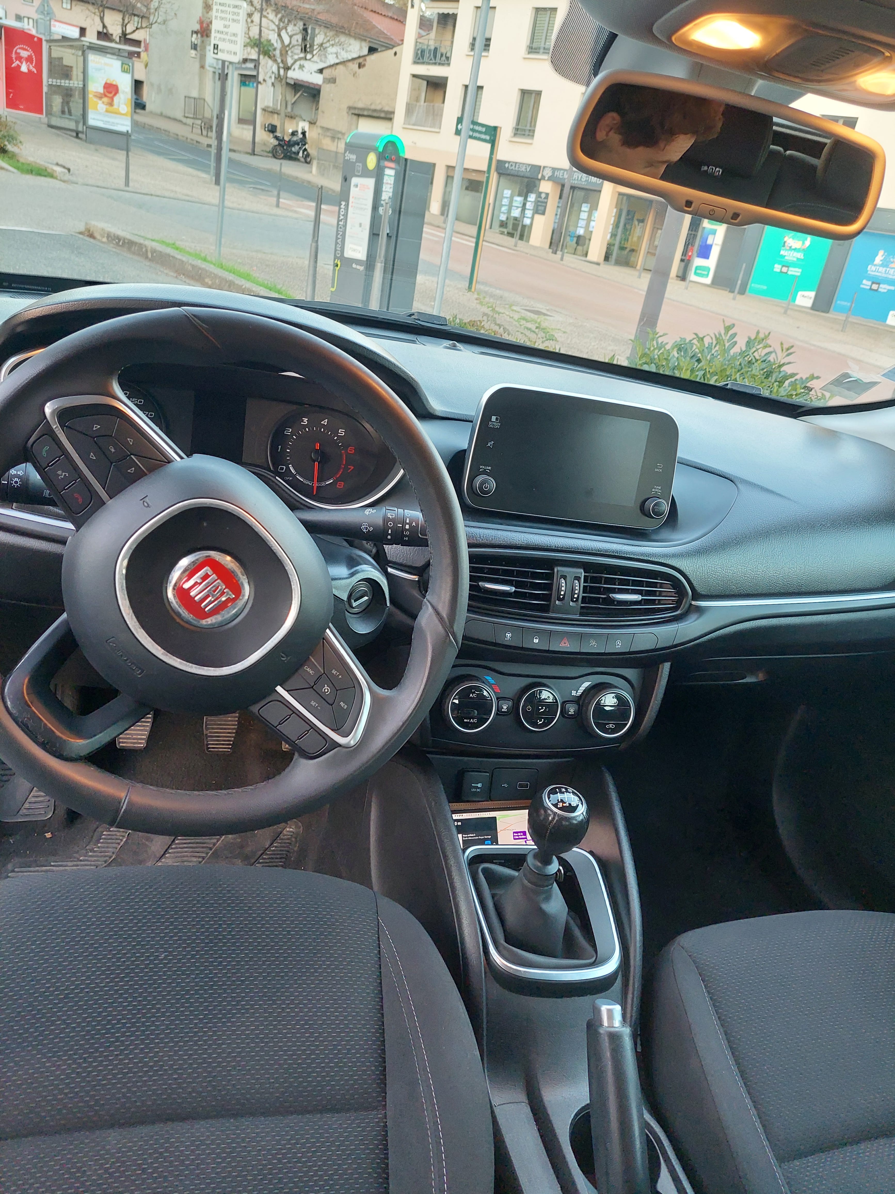 Fiat Tipo 1.4 95 ch avec GPS