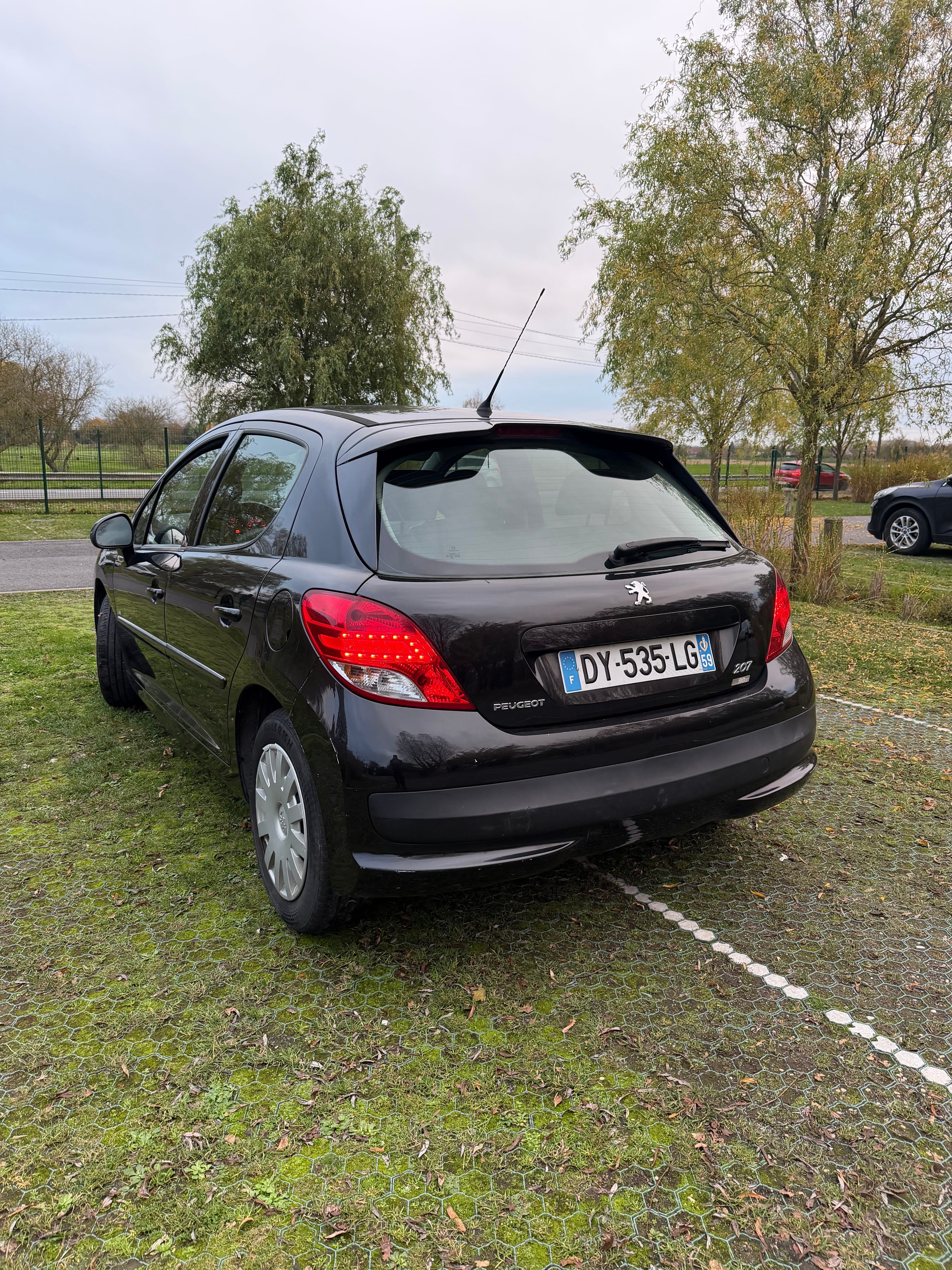 Peugeot 207 avec Climatisation