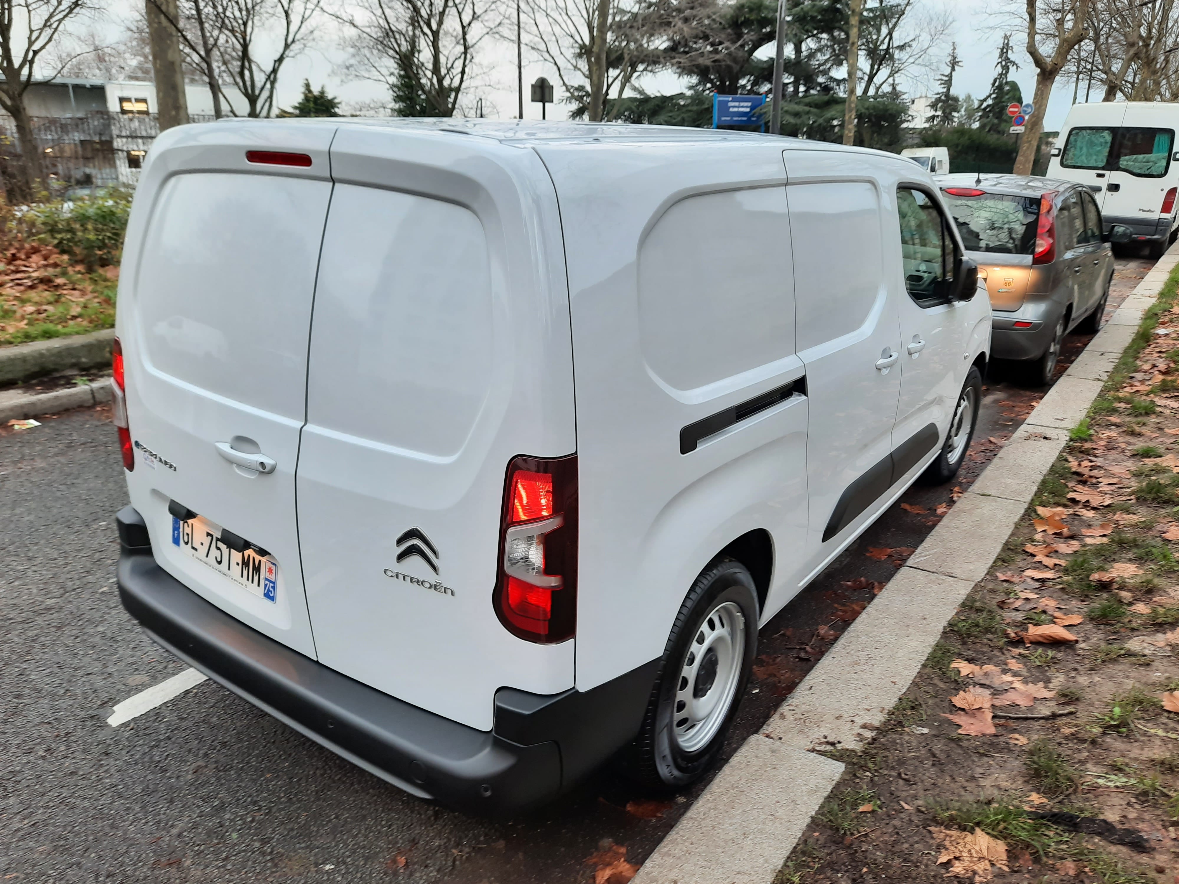 Citroen Berlingo XL 2023 ELECTRIQUE 50 Kwh avec Android Auto