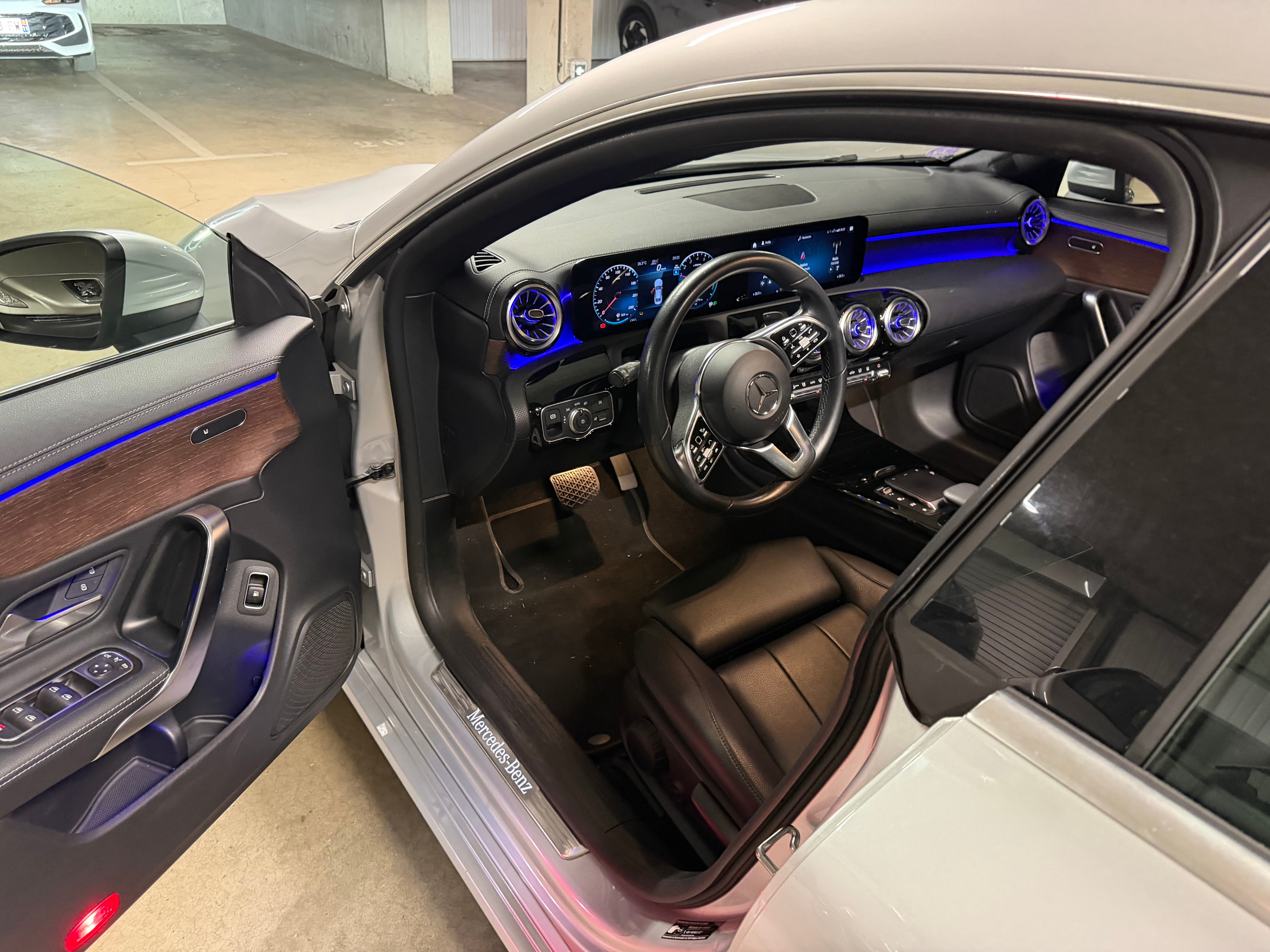Mercedes-Benz CLA 250 avec GPS