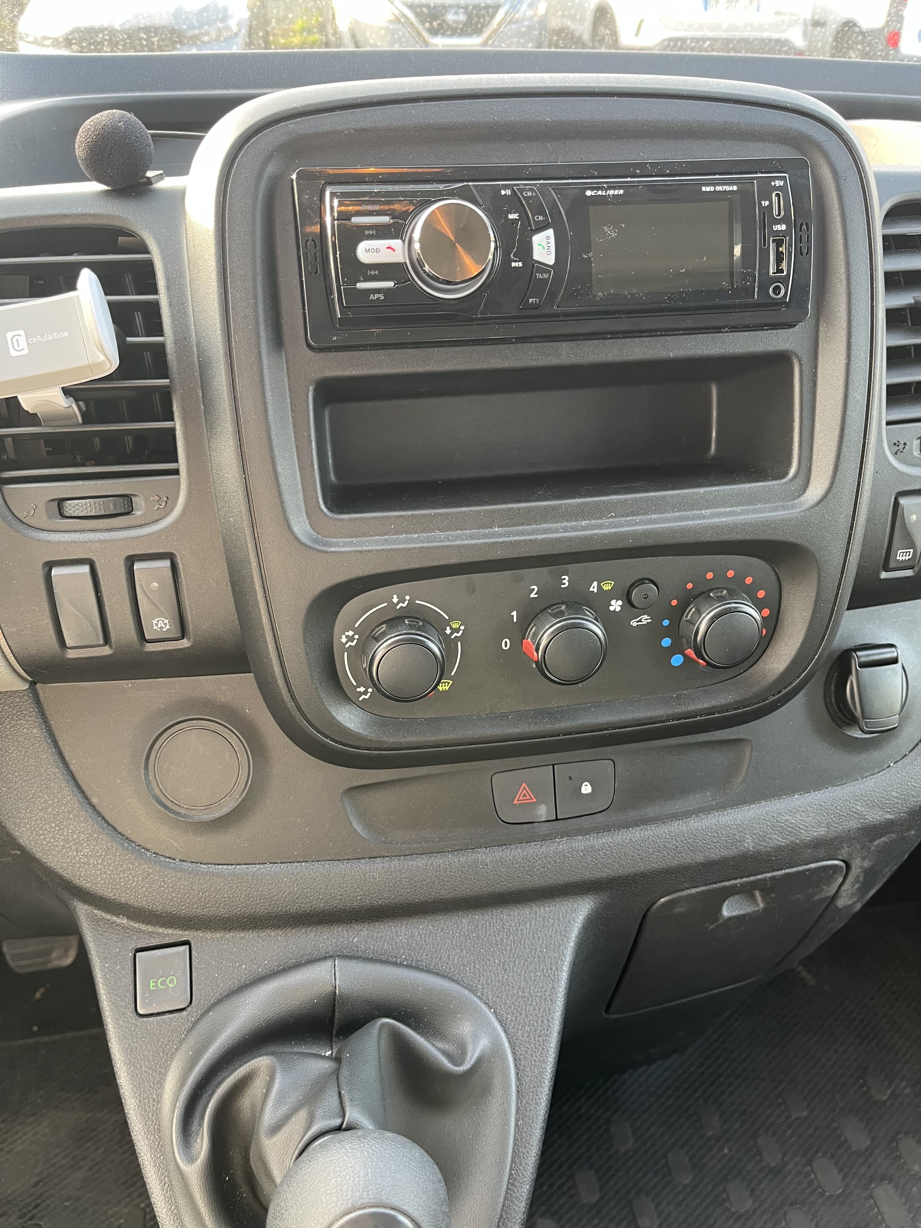 Renault Trafic Passenger avec Chaines