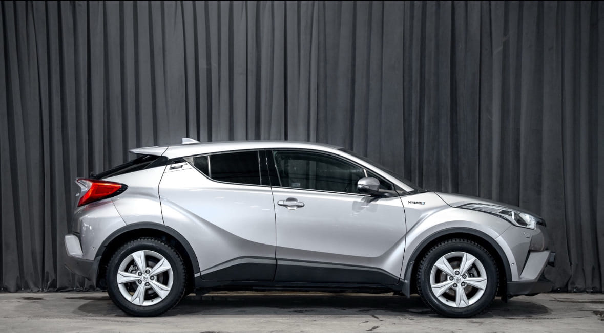 Toyota C-HR Hybrid 1.8 met Cruise control