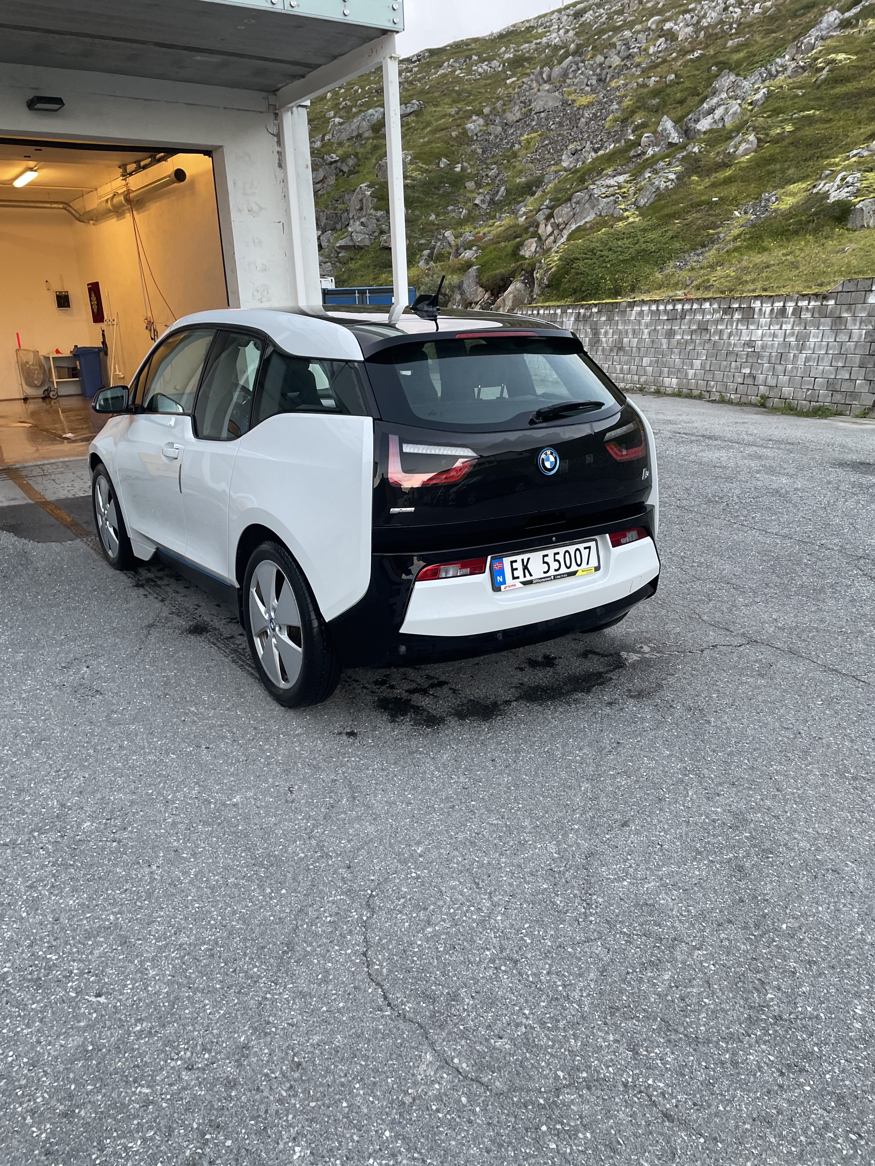 BMW I3 94 AH w/ Range Extender med Ryggekamera