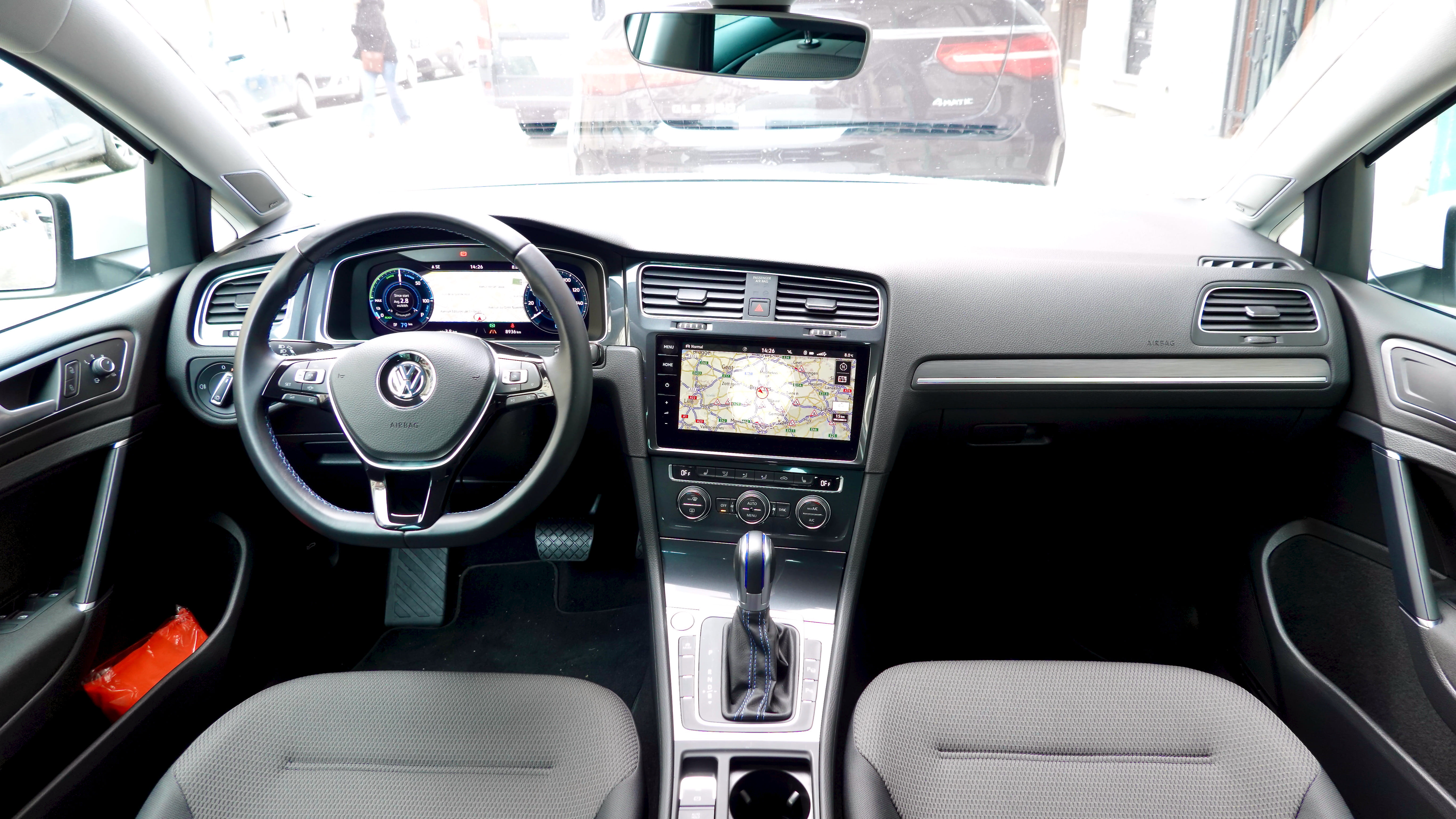 Volkswagen e-Golf (100% Electric) avec Régulateur de vitesse