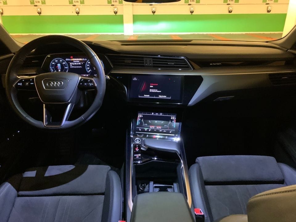 Audi e-tron med Cruisekontroll