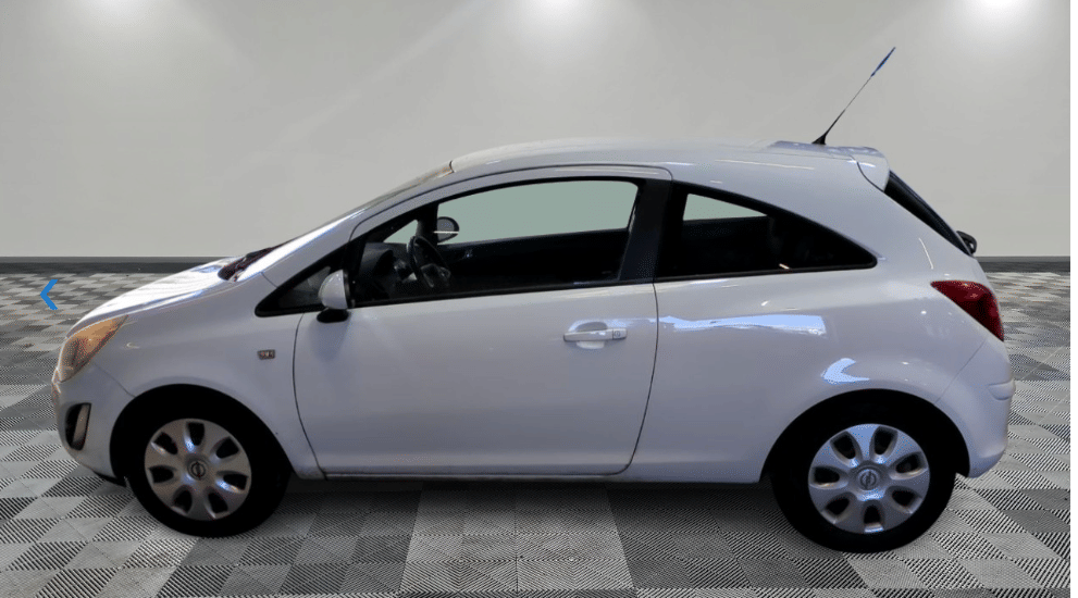 Opel Corsa avec Climatisation