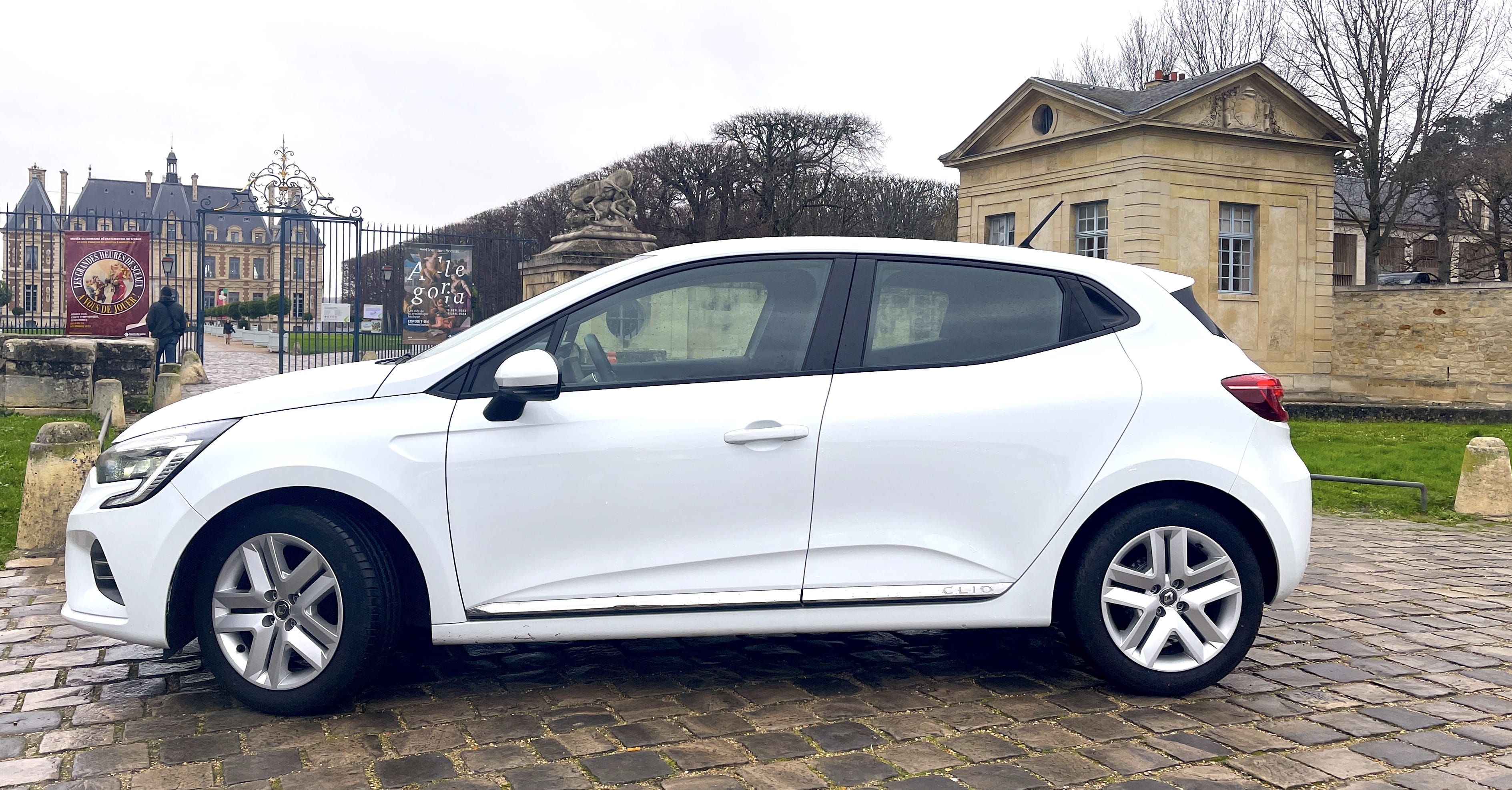 Renault Clio avec Climatisation