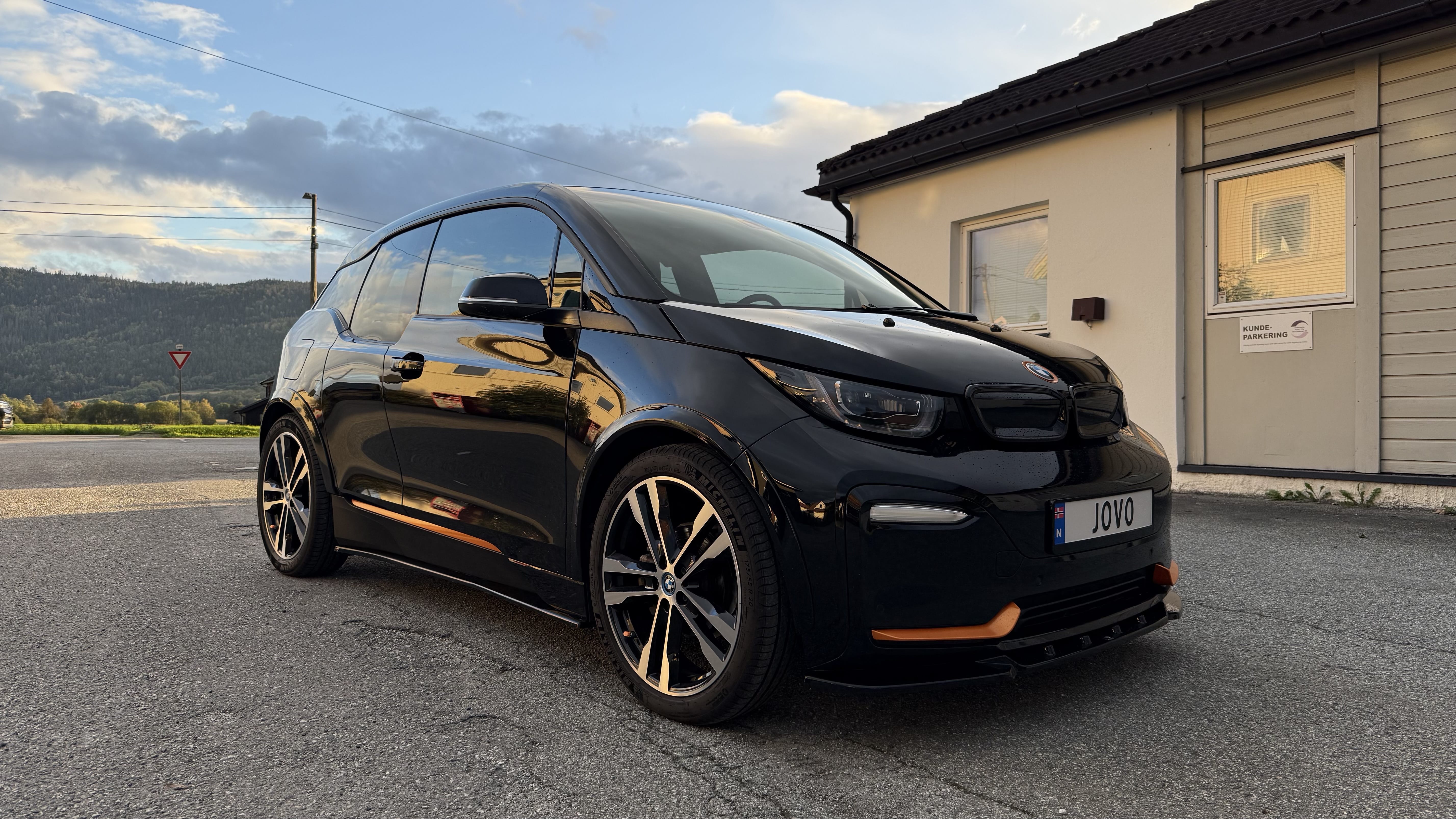 BMW i3s med Cruisekontroll