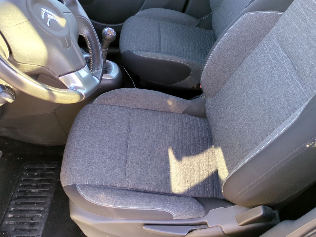 Citroen C3 Picasso avec Entrée audio / iPod