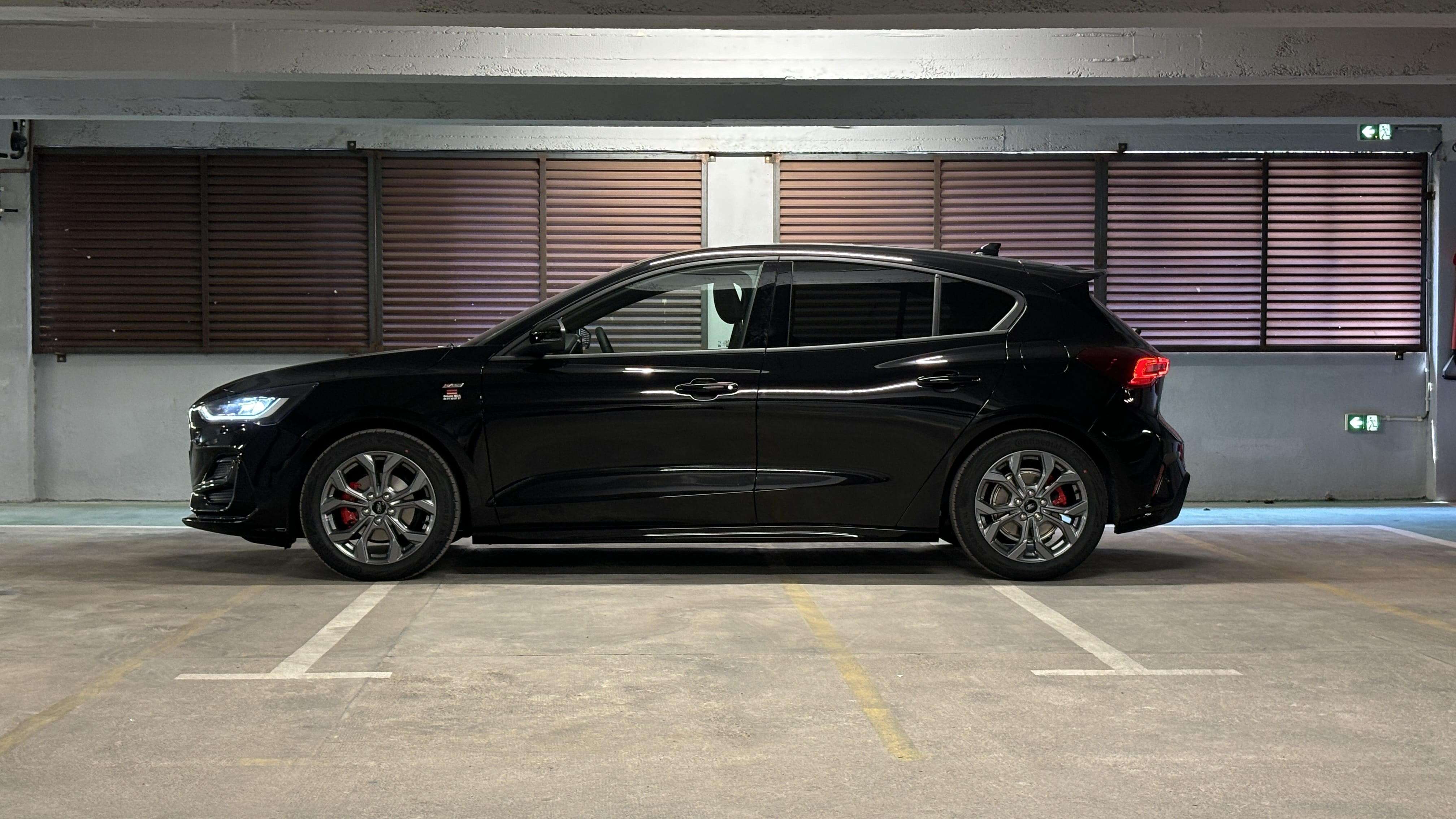 Ford Focus, 2024, Essence 98 / Électrique (hybride), automatique