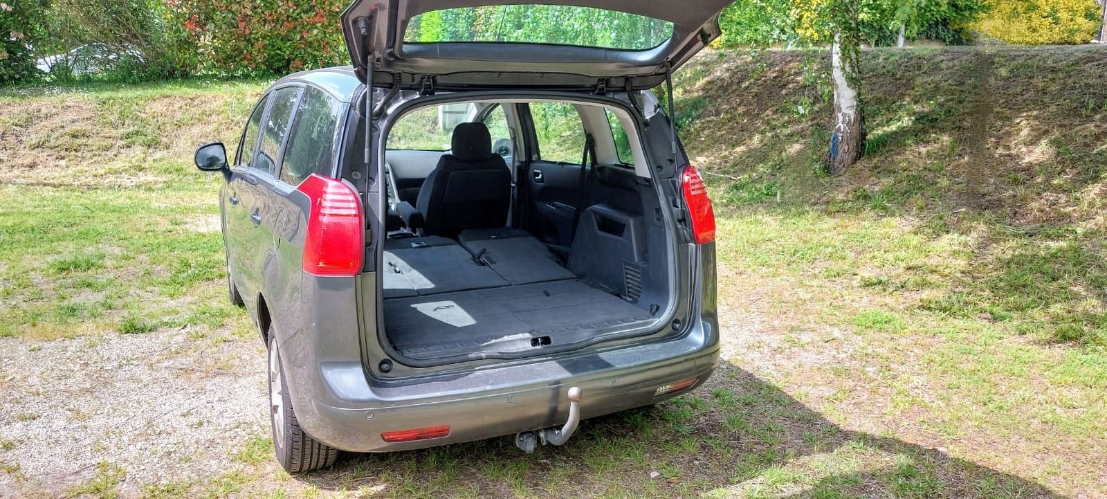 Peugeot 5008 7 places Économique avec Autoradio