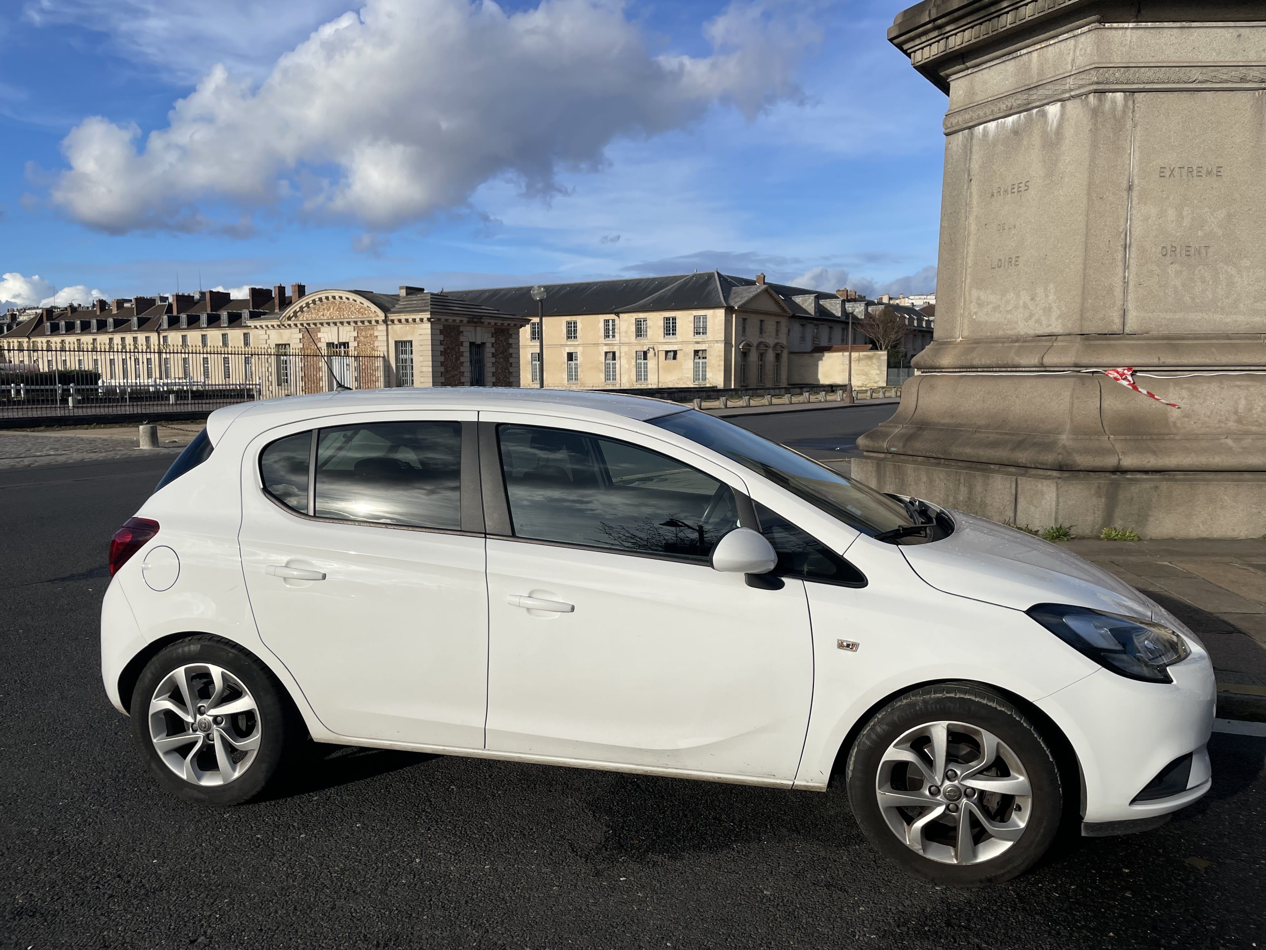 Opel Corsa avec Climatisation