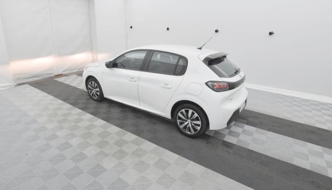Peugeot 208 avec Climatisation