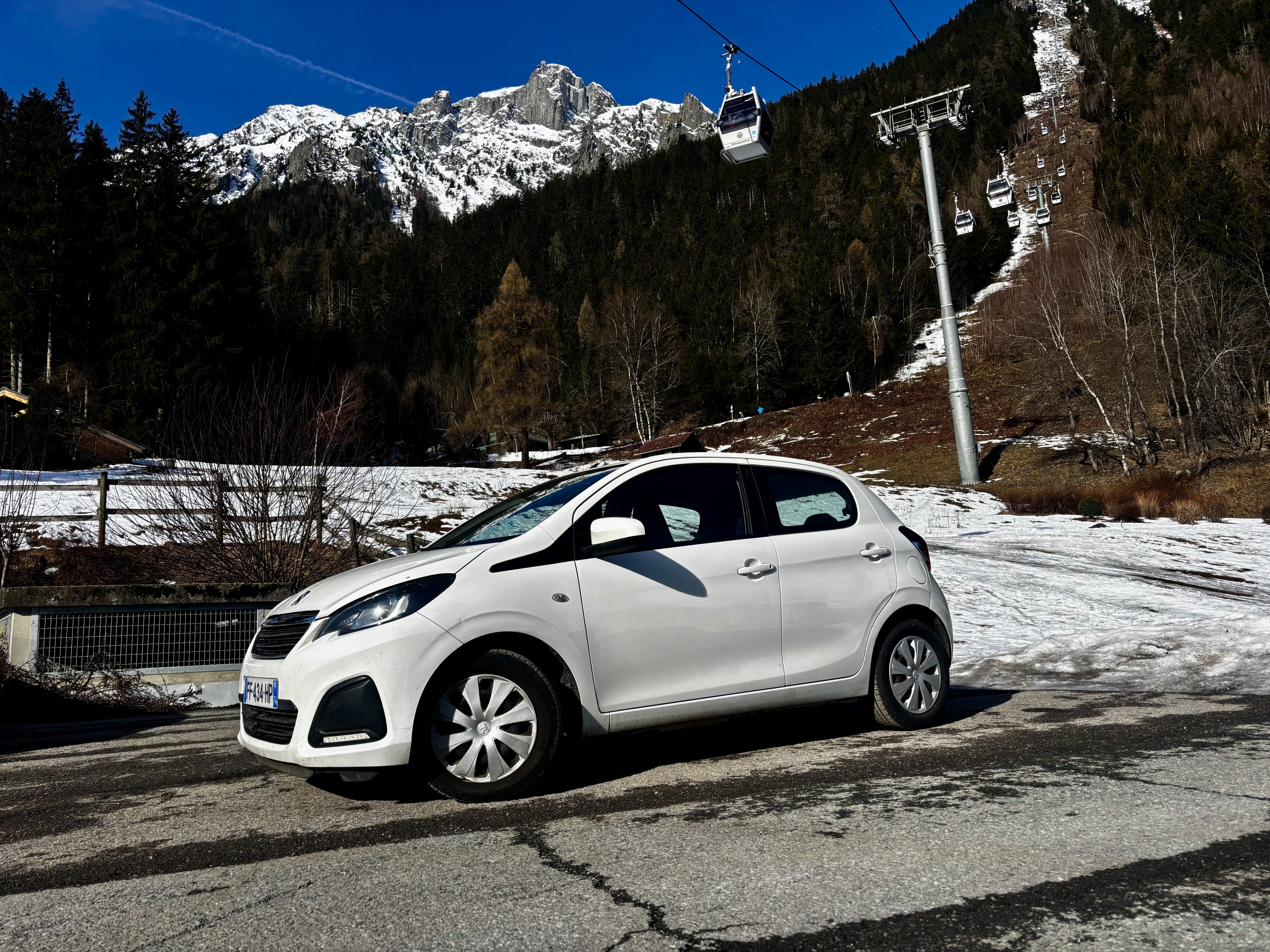 Peugeot 108 1.0L avec Climatisation