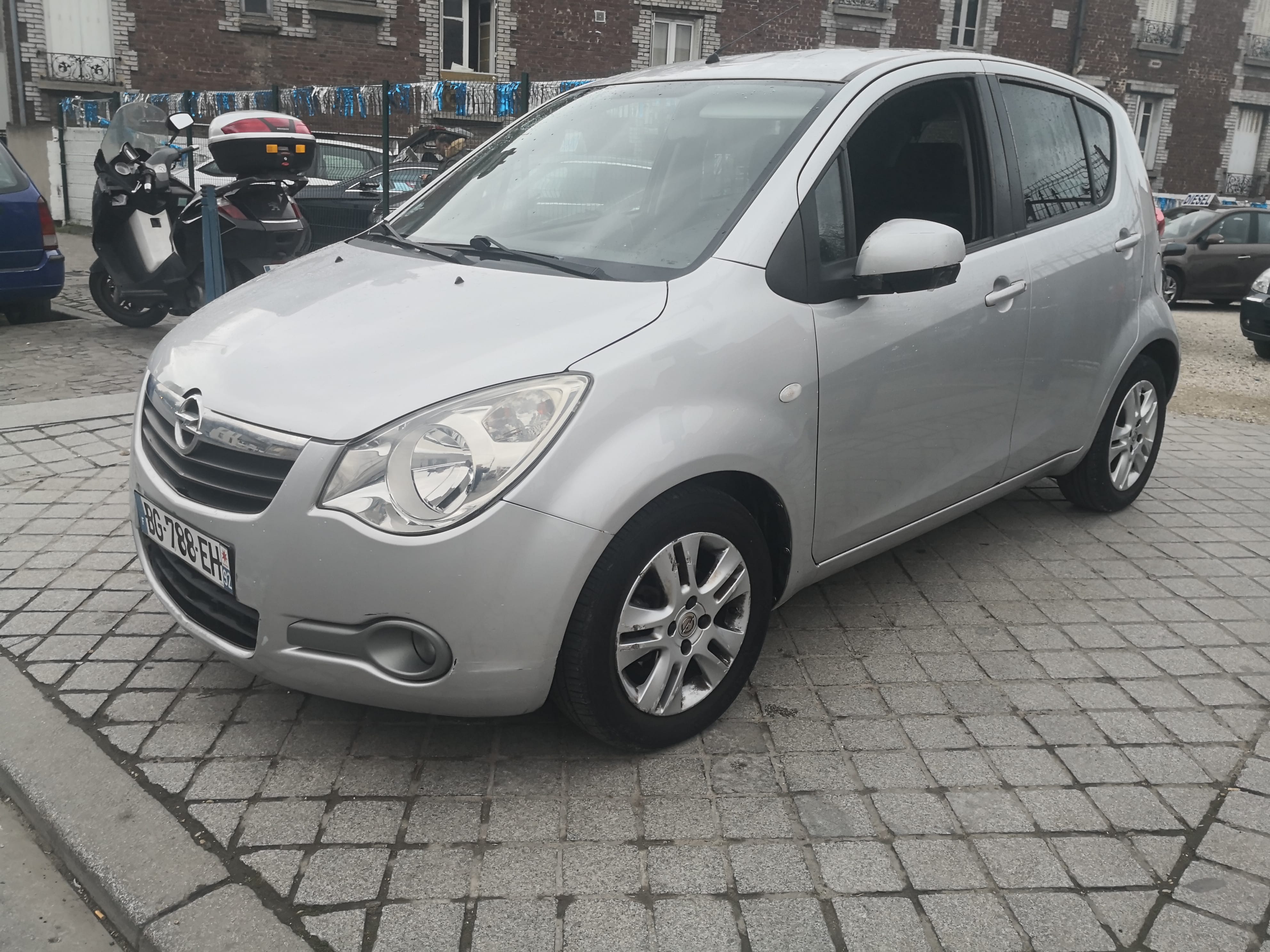 Opel Agila, 2011, Essence 98