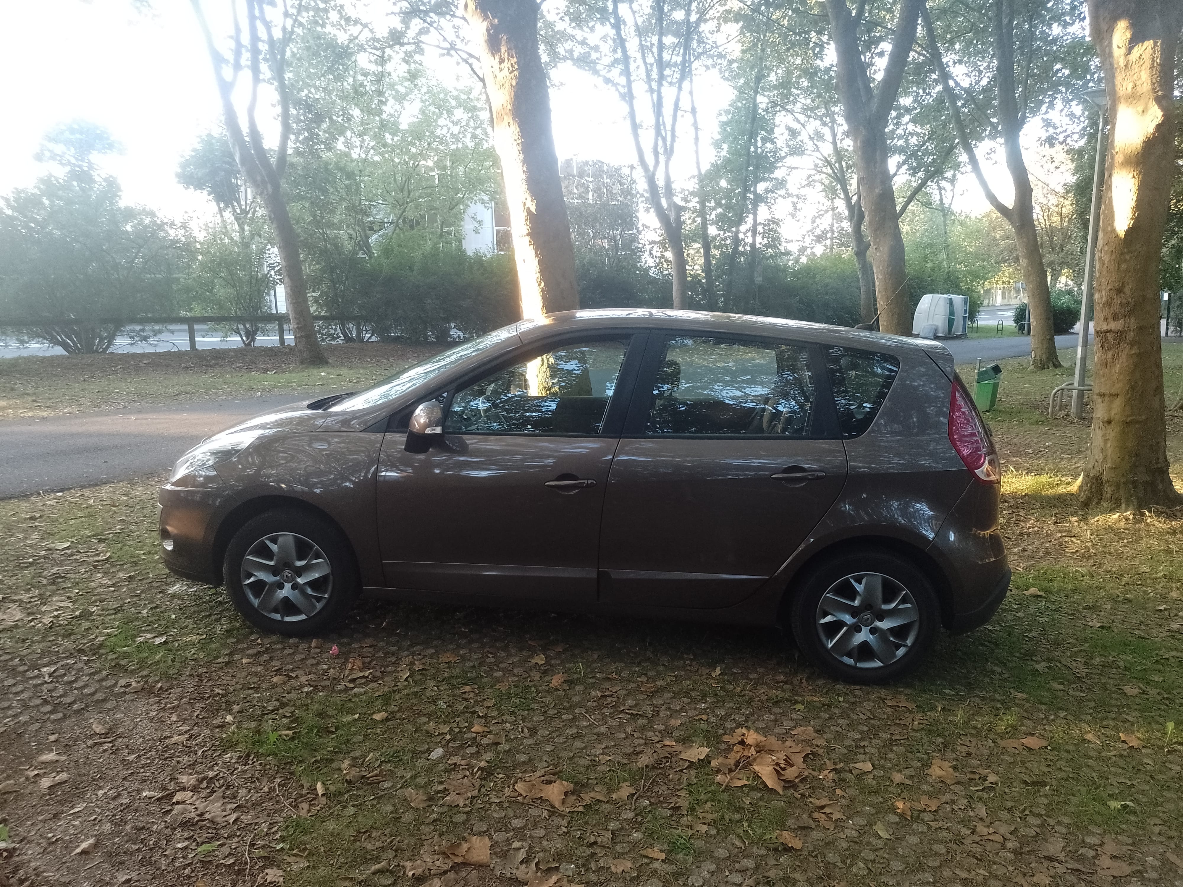 Renault Scenic avec Climatisation