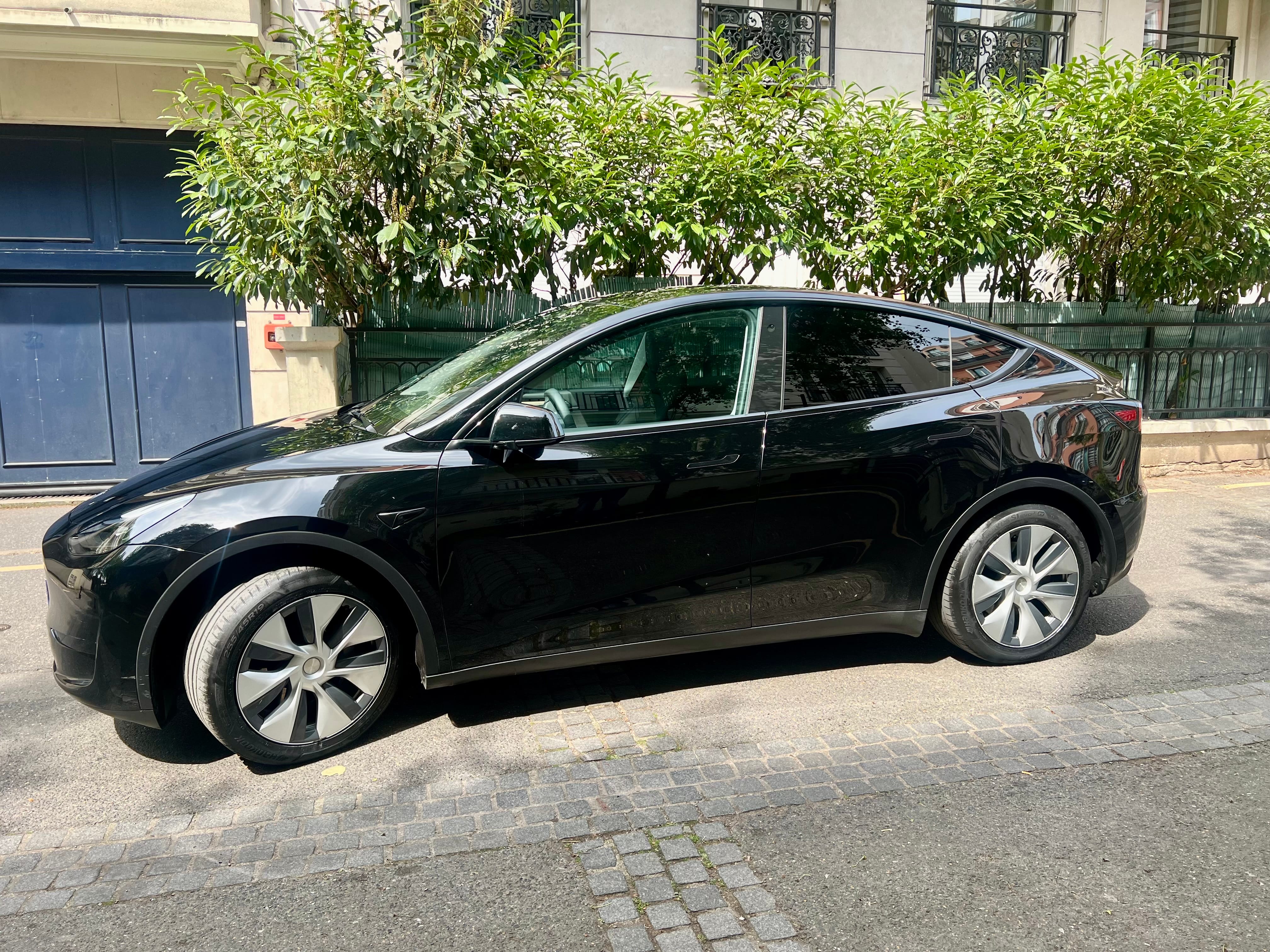 Tesla Model Y avec Climatisation