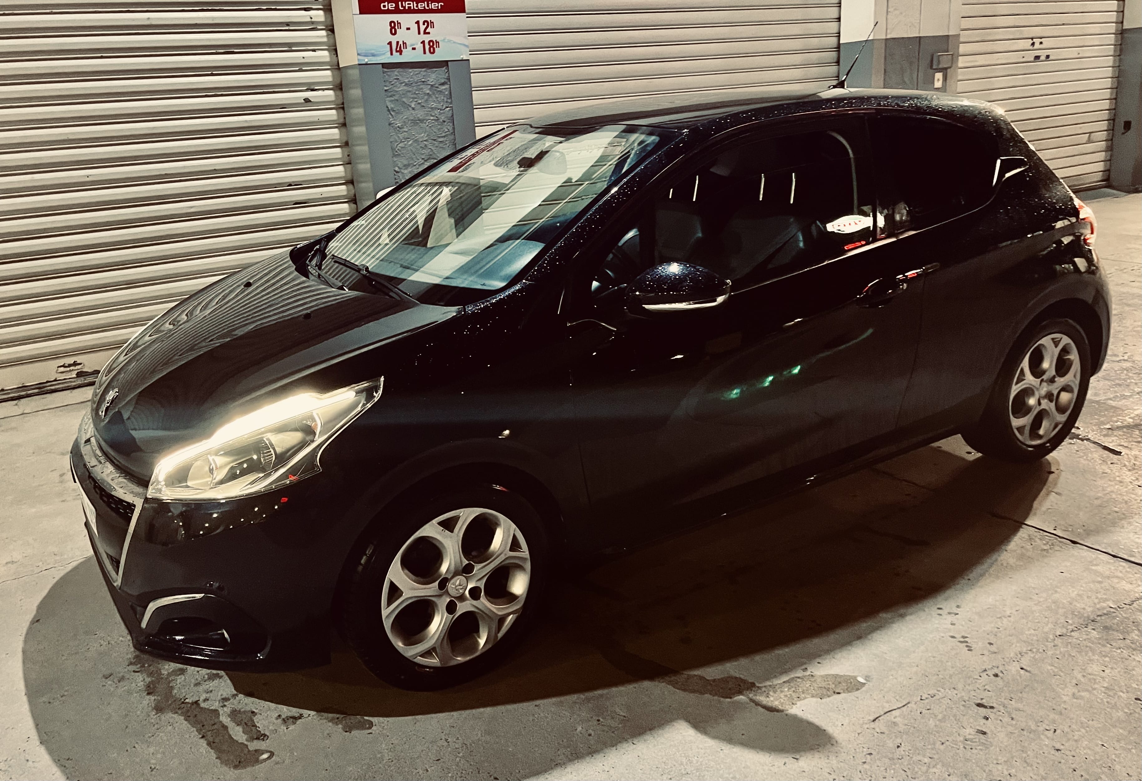 Peugeot 208 avec Régulateur de vitesse